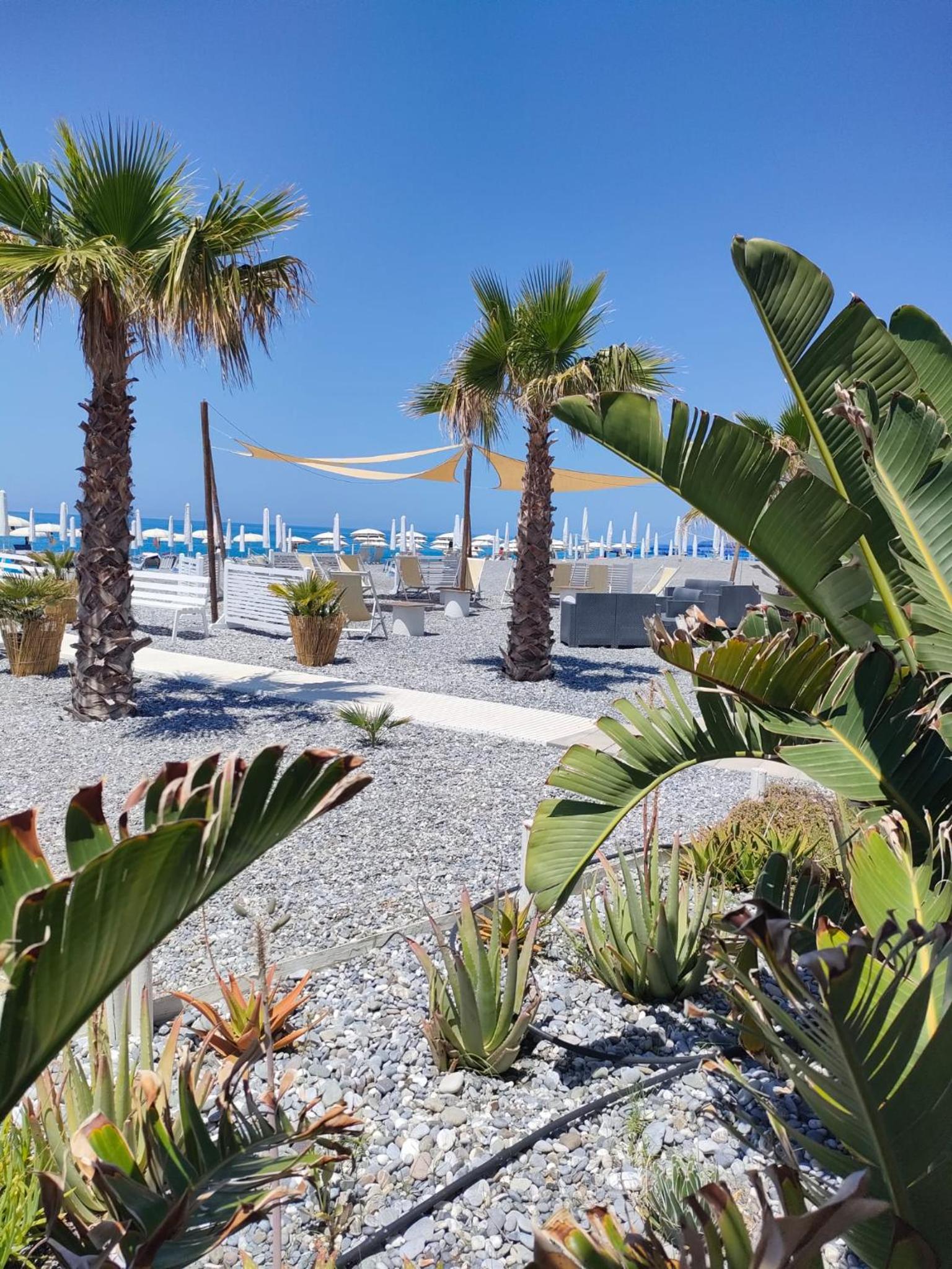 Lovely Apartment 2 min from the beach view 5