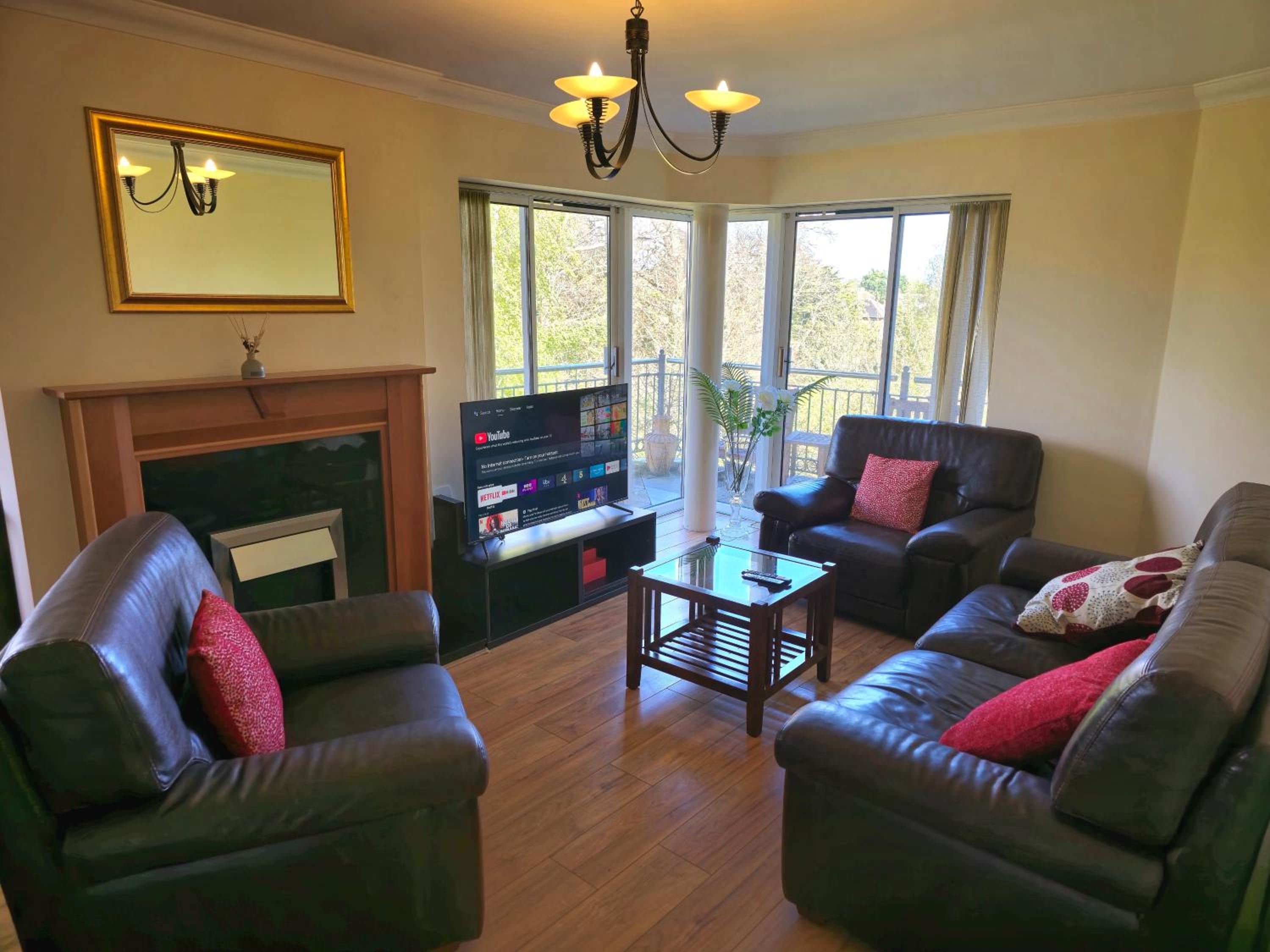 Gracian OMB Dublin Apartment