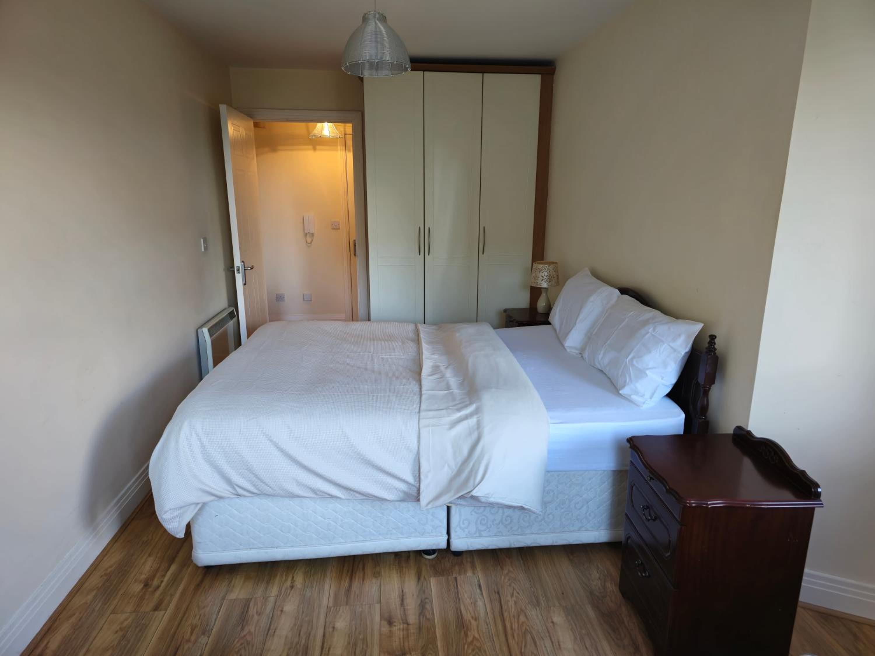 Gracian OMB Dublin Apartment
