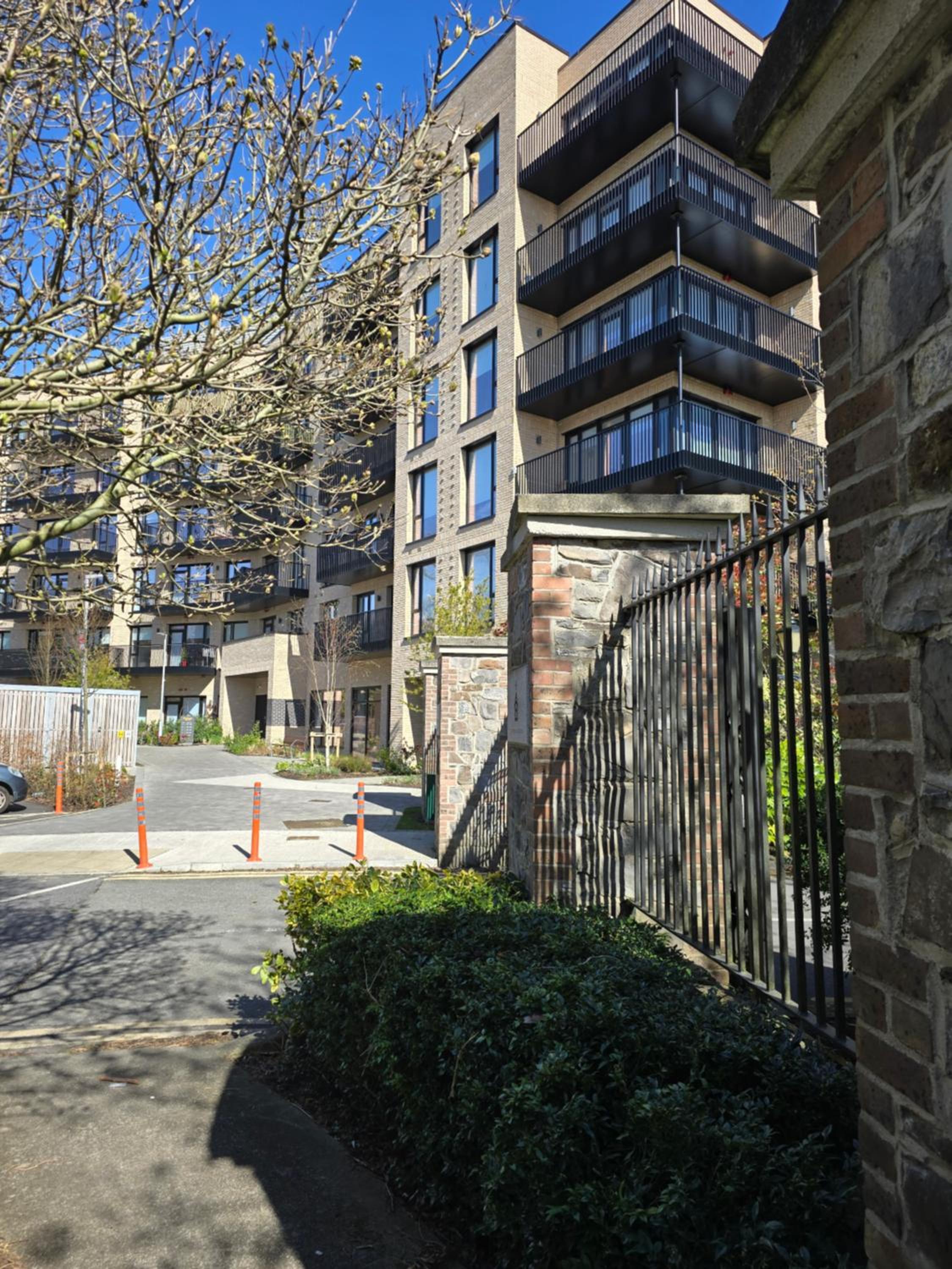 Gracian OMB Dublin Apartment