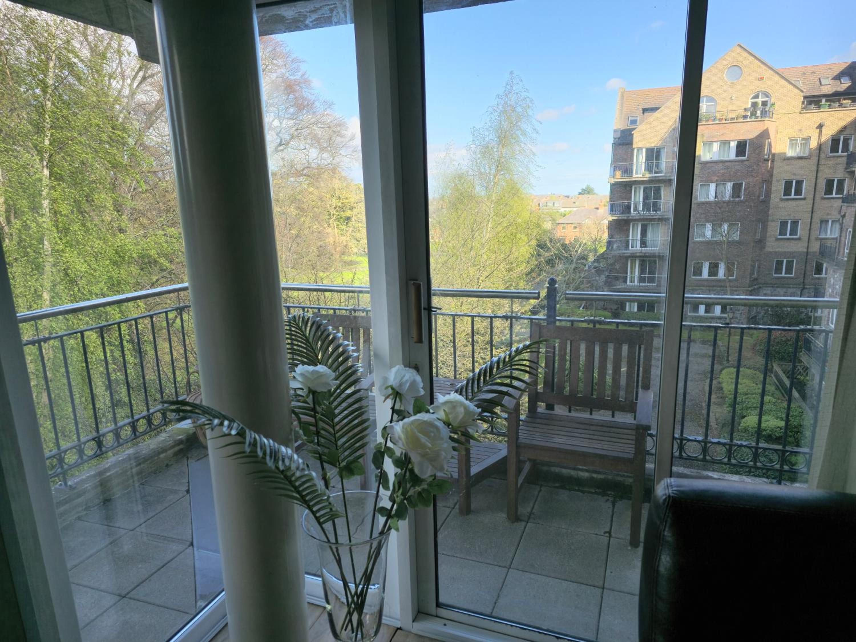 Gracian OMB Dublin Apartment