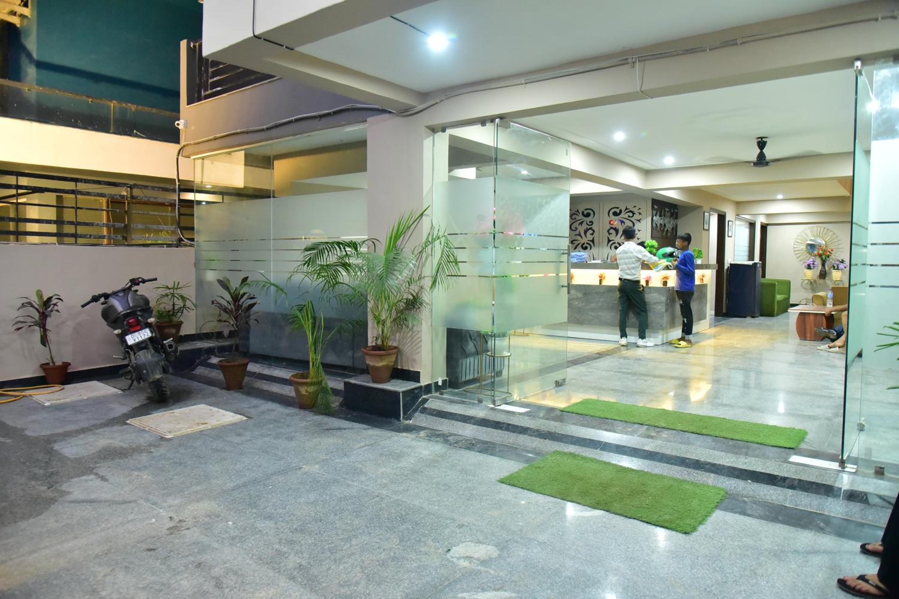 Hotel Wedlock Medanta