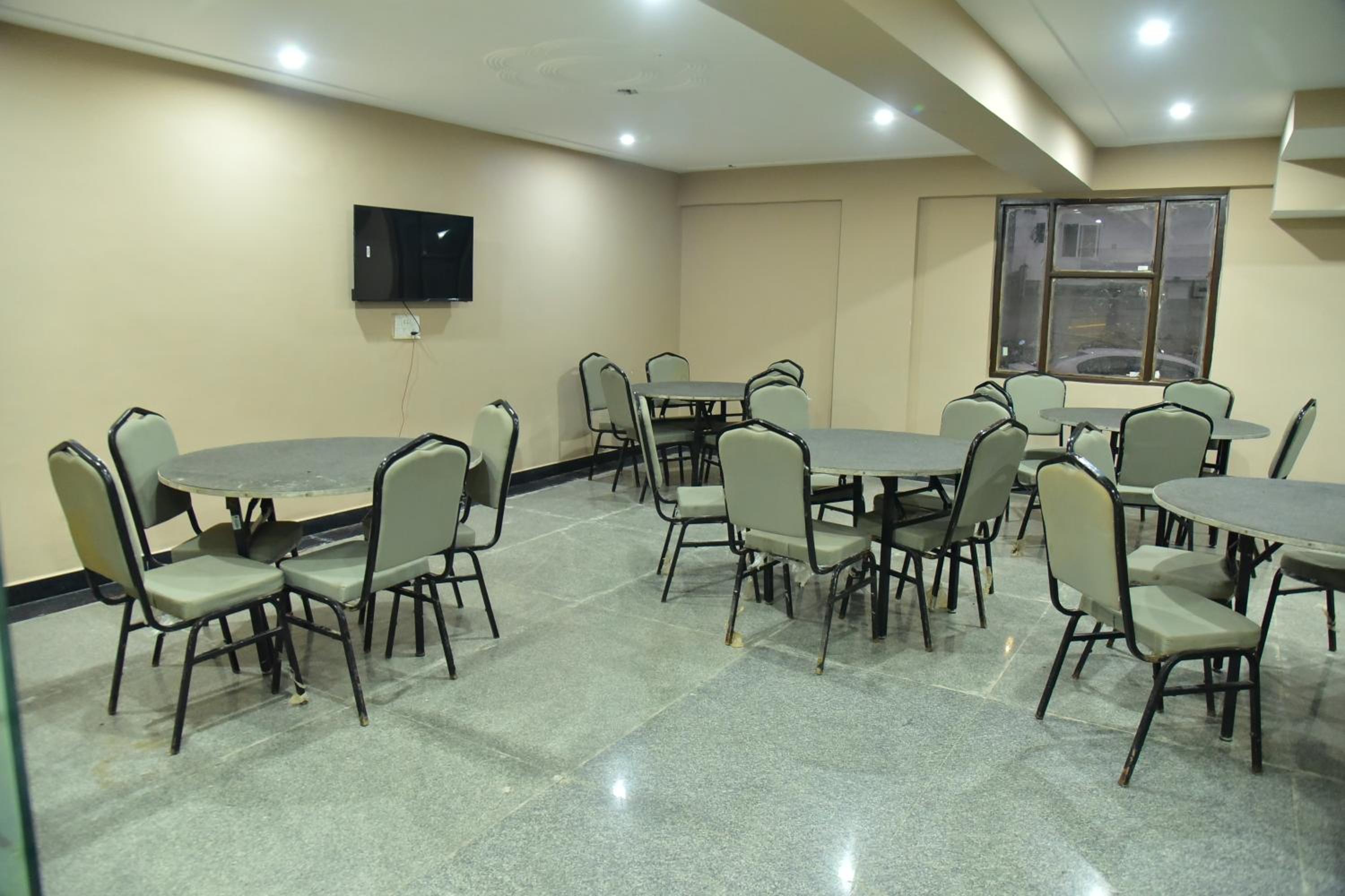 Hotel Wedlock Medanta