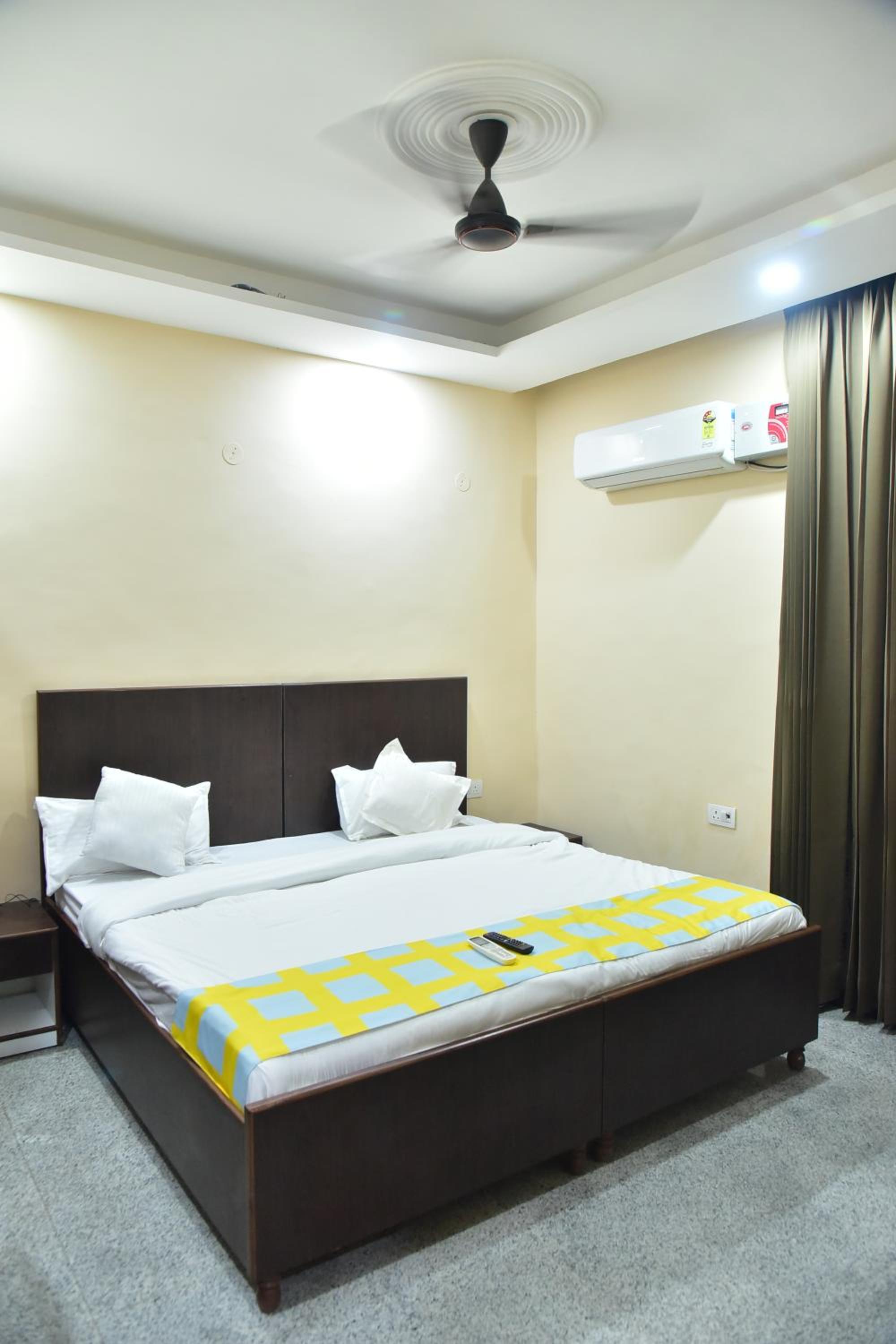 Hotel Wedlock Medanta