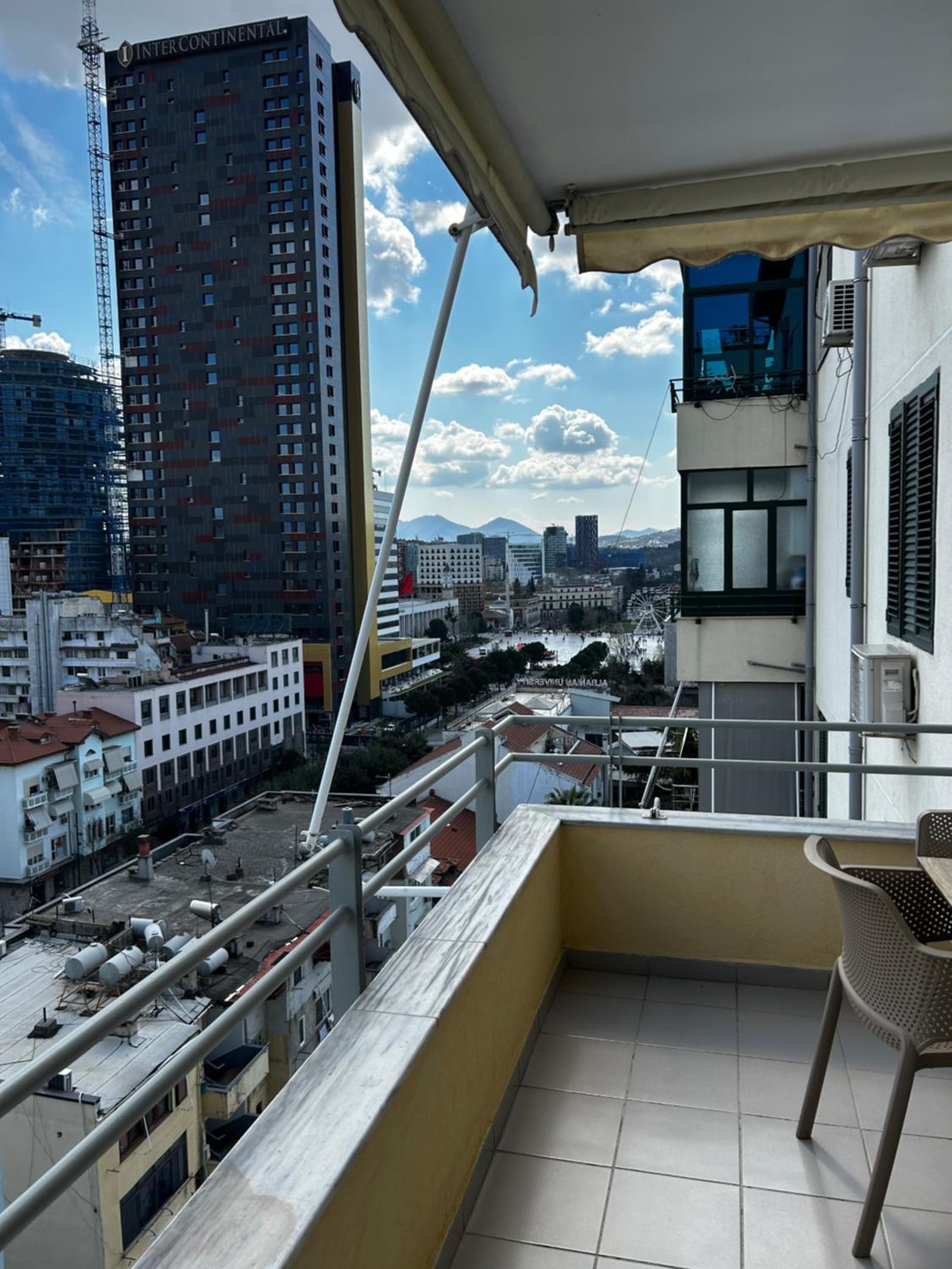 Center View Luxury Apartment