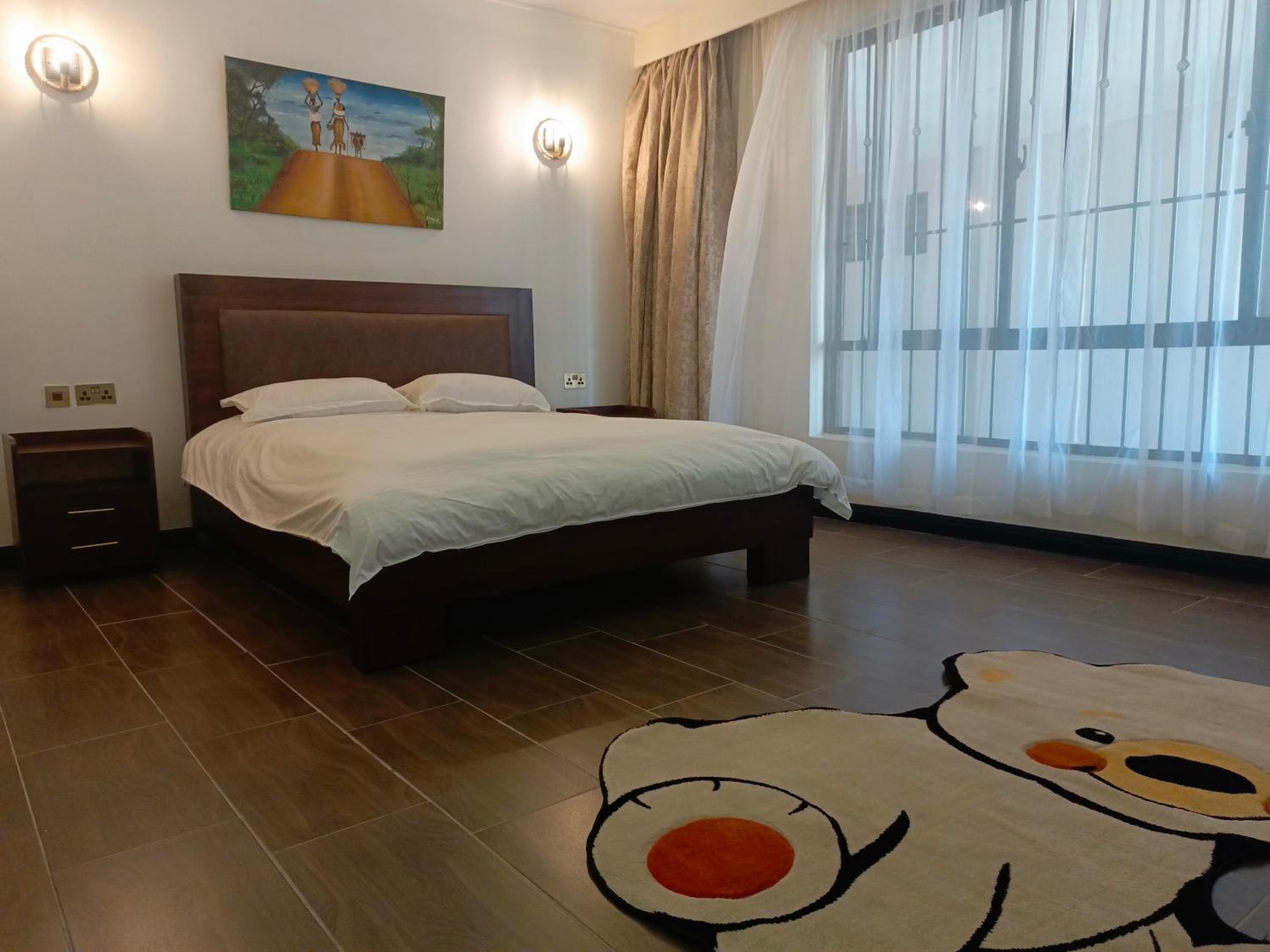 Roseville apartment