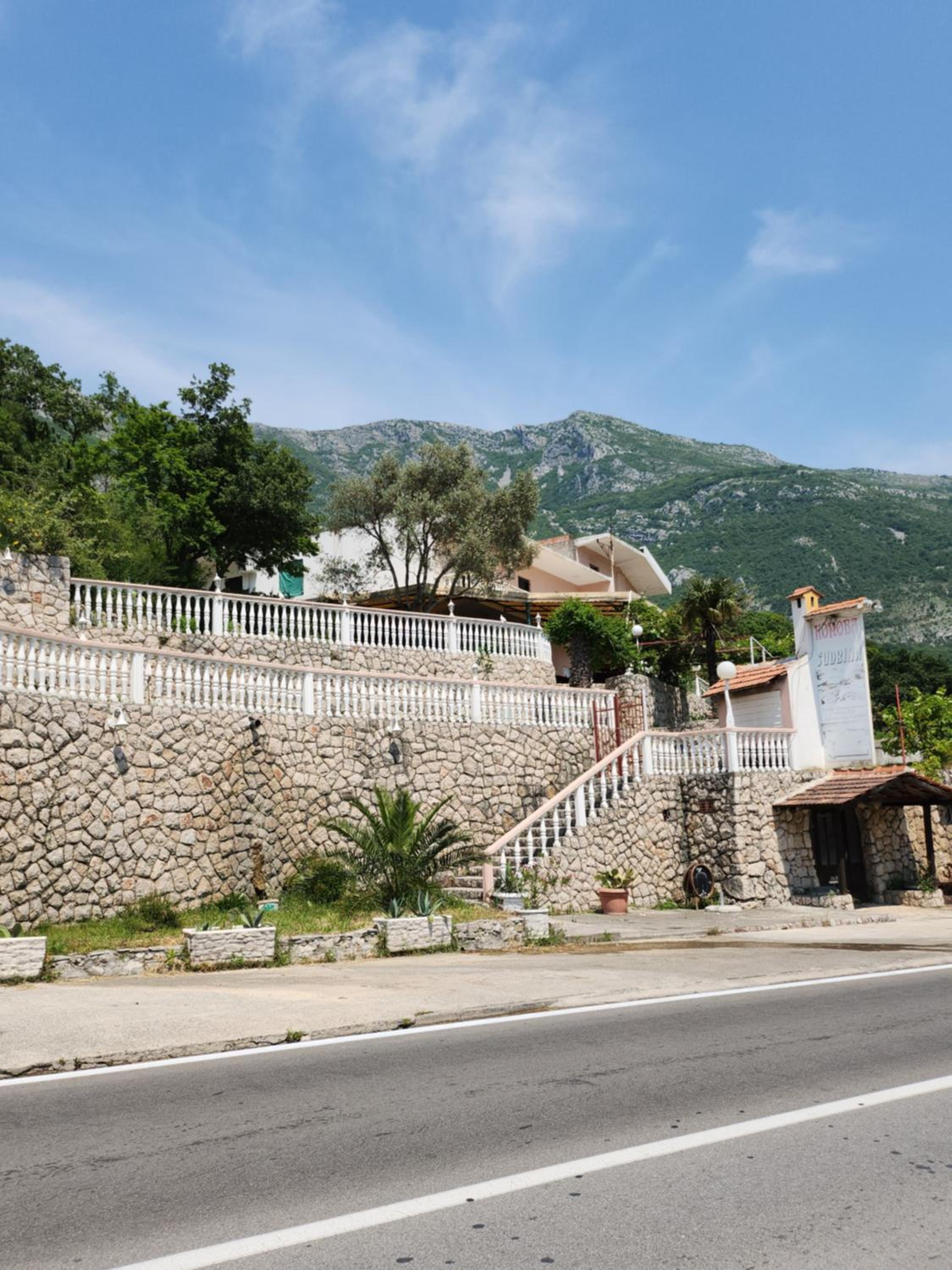 Samo Skreneš view 5