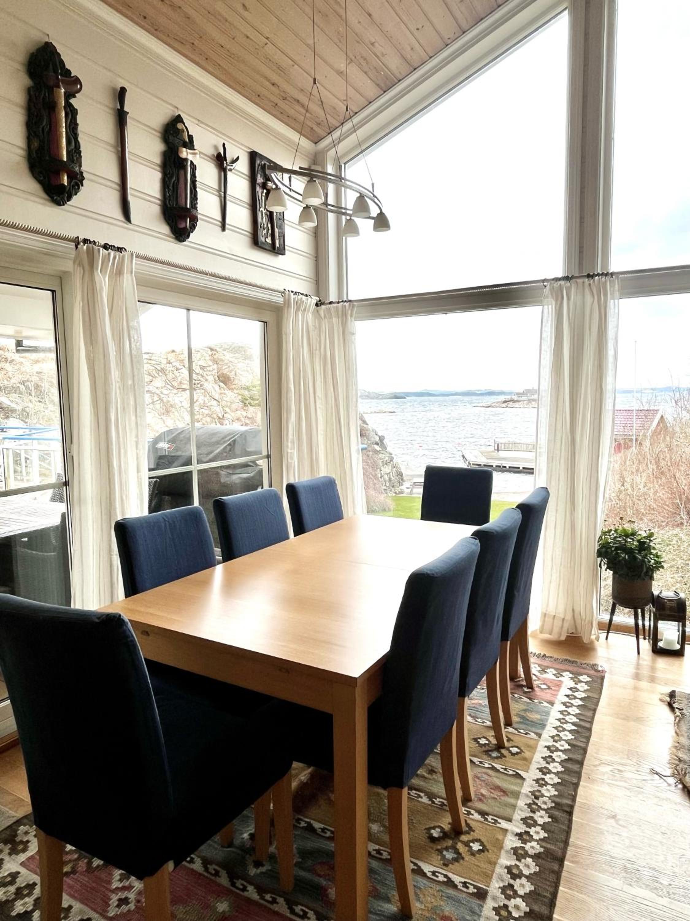 Southern pearl with private beach and pier view 5