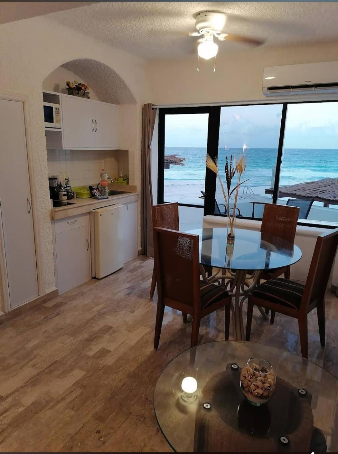 Beachfront Studio With Ocean View