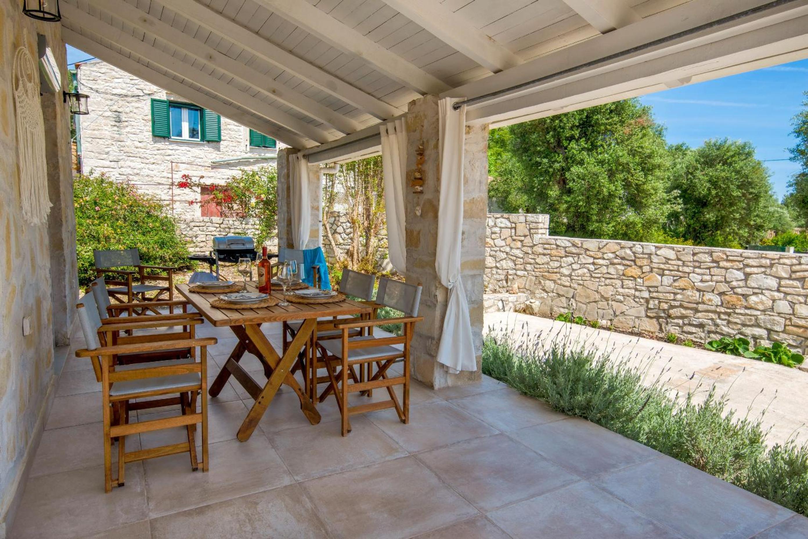 Villa Labovitsa view 3