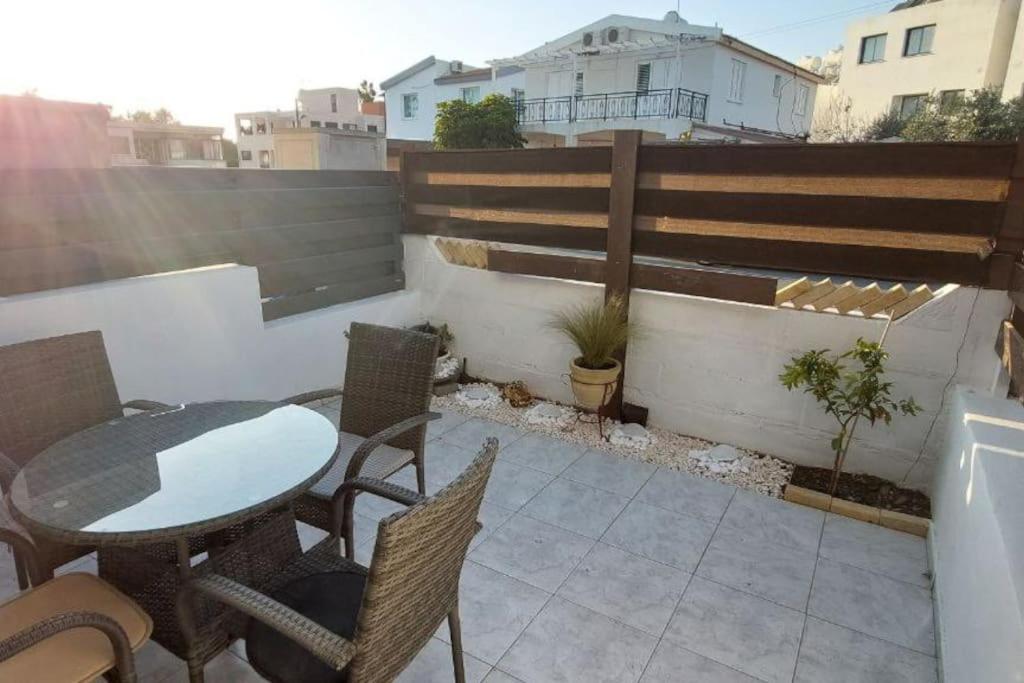 Cozy 1BR Apt with Pool Heart of Paphos