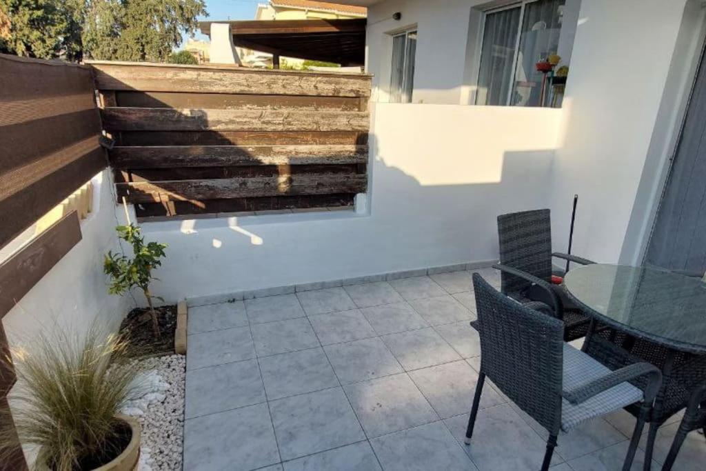 Cozy 1BR Apt with Pool Heart of Paphos