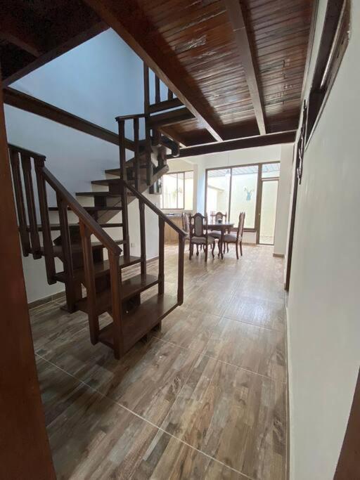 Casa Aparicio