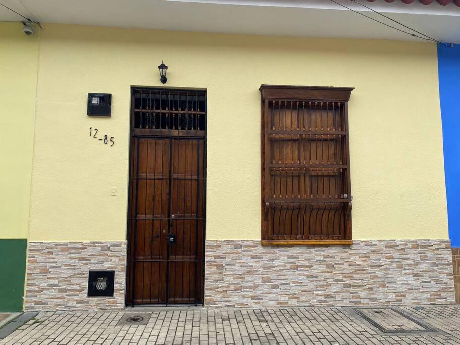 Casa Aparicio