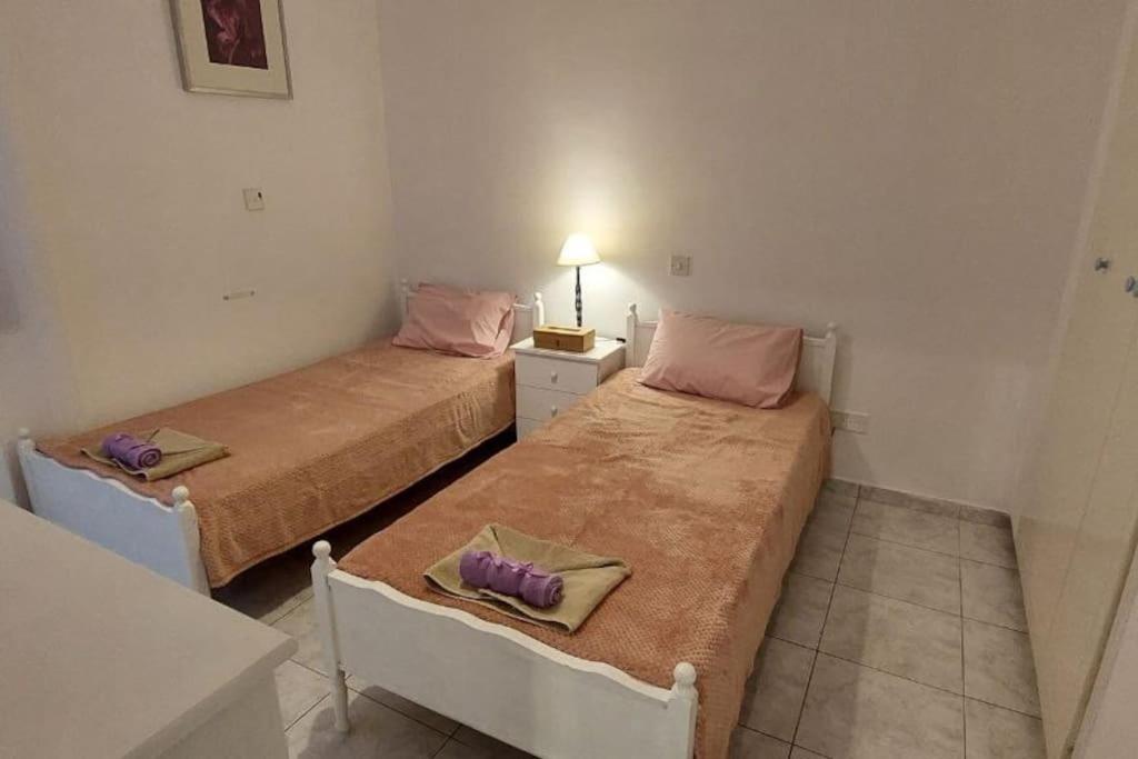 Cozy 1BR Apt with Pool Heart of Paphos