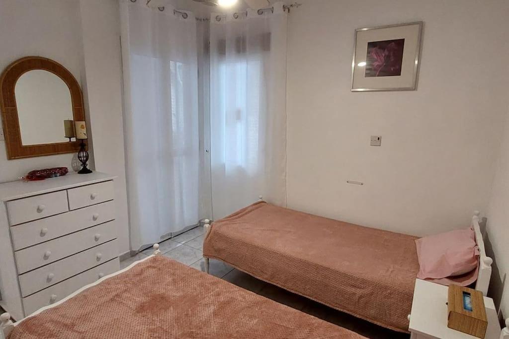 Cozy 1BR Apt with Pool Heart of Paphos