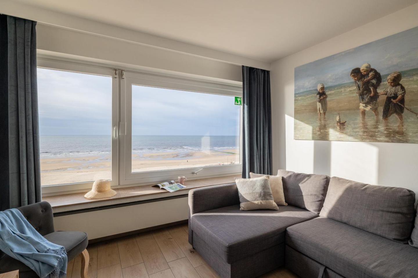 Cosy studio with Amazing Seaview T67