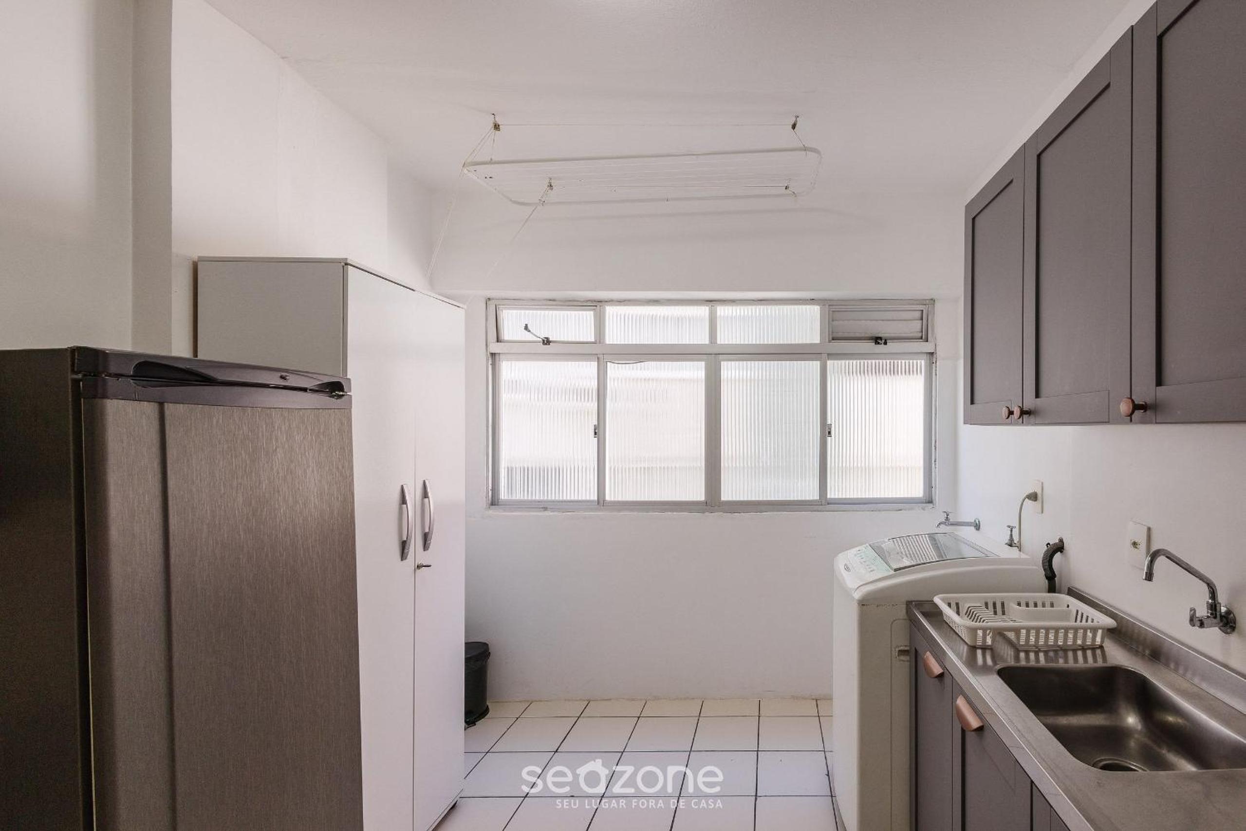 Beachfront apt BC Center close to attract. EAL0704