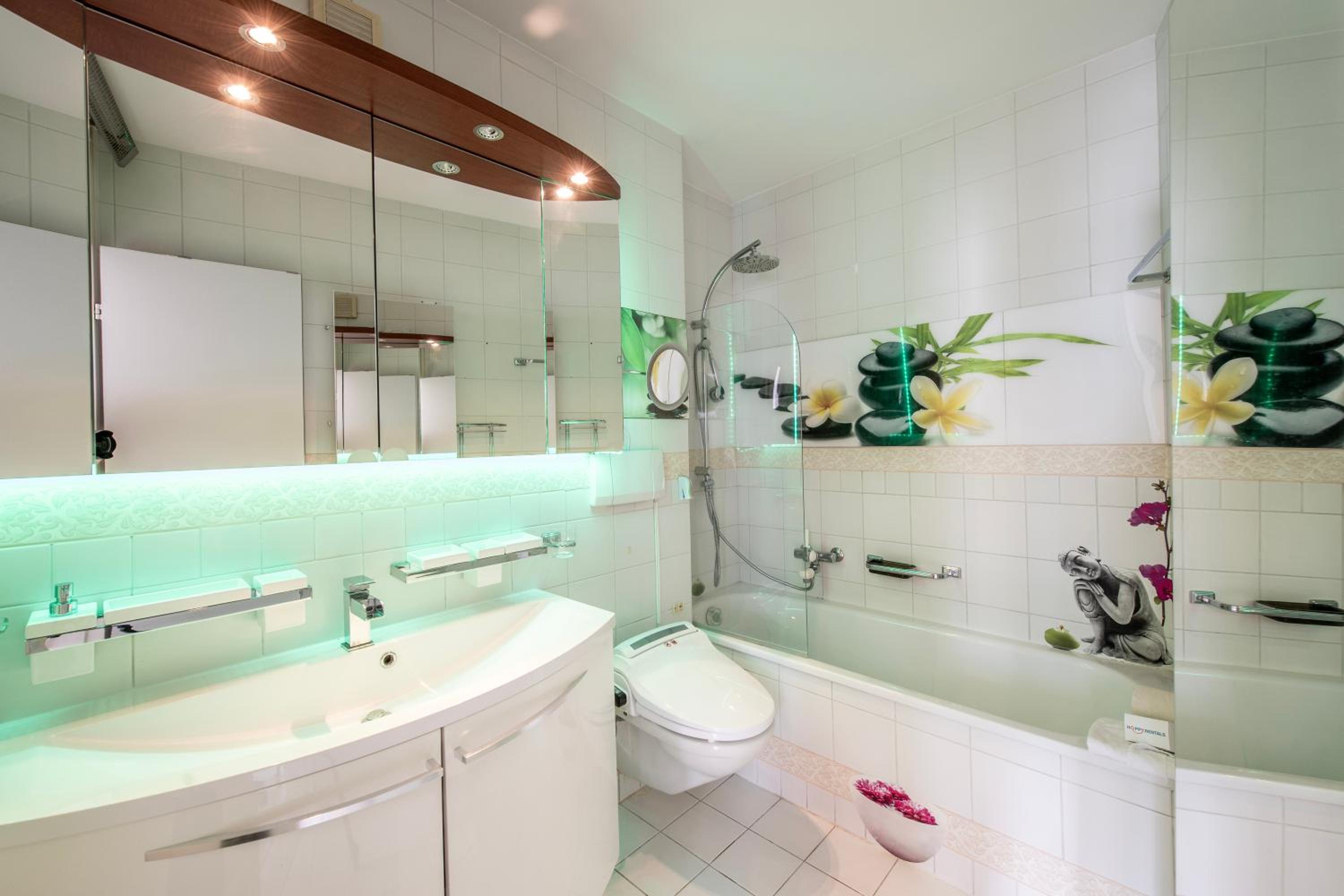Divina Minusio - Happy Rentals