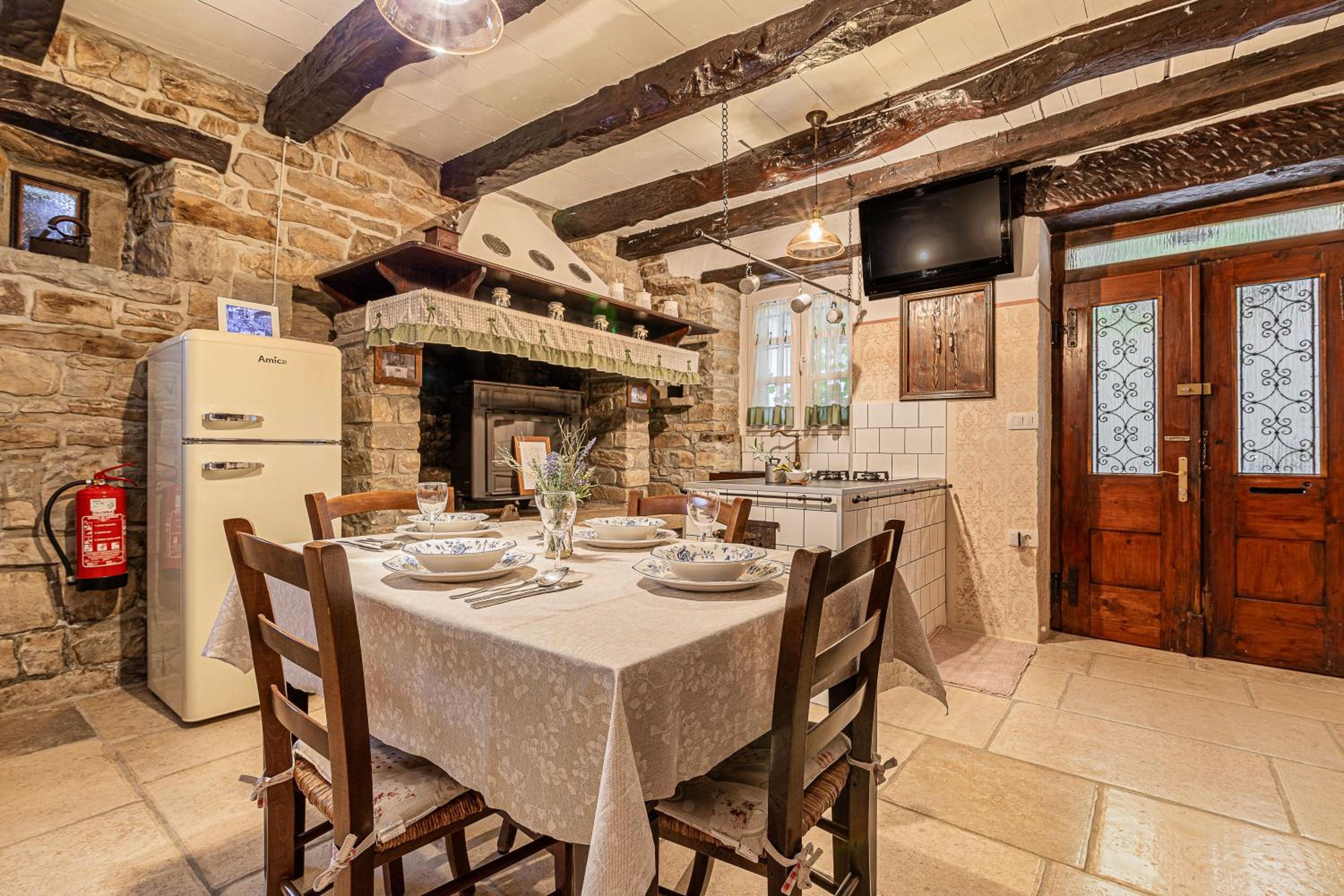Istrian Stone House With Hot Tub - Happy Rentals view 5