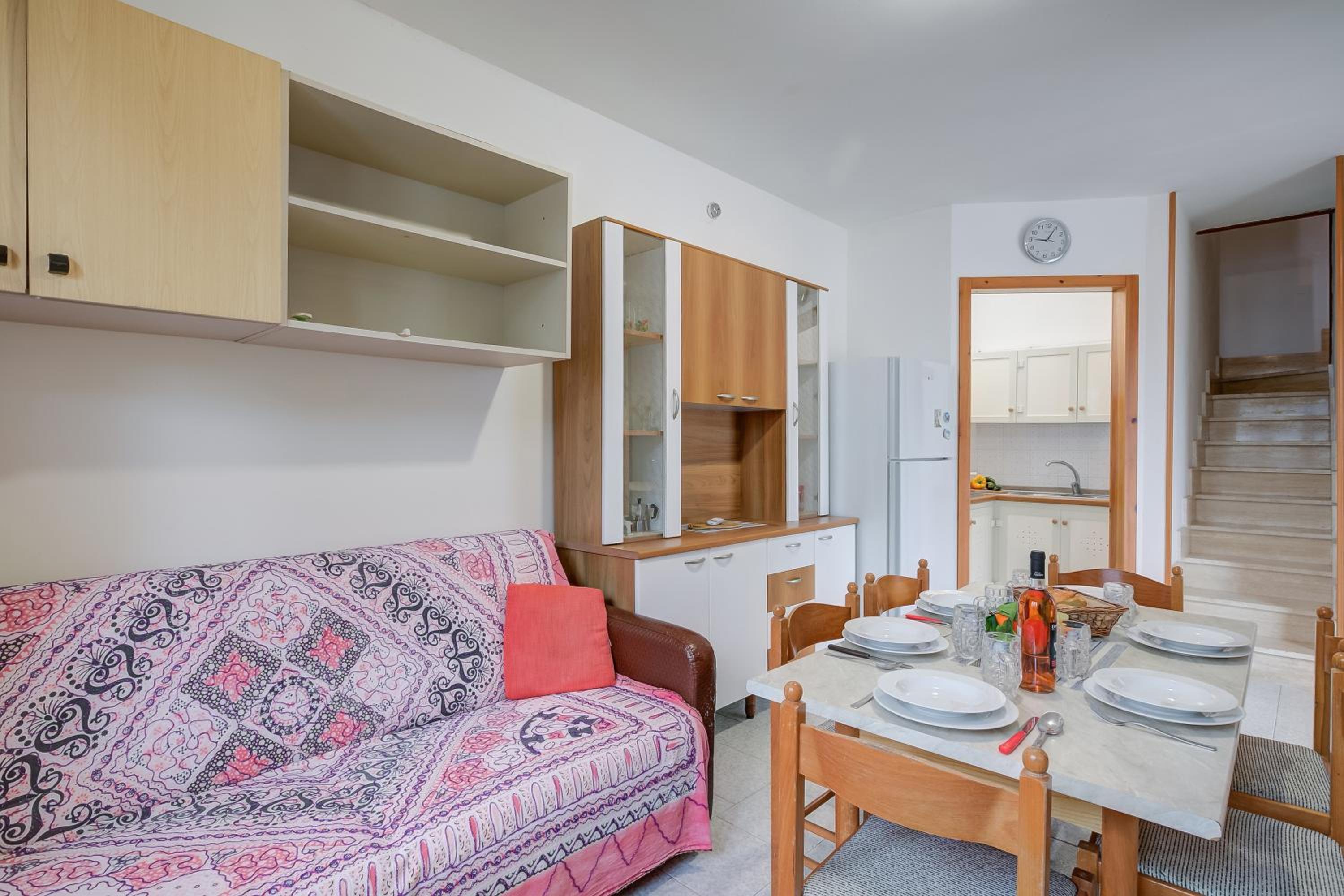 Villetta Azzurra near the sea - Happy Rentals view 2