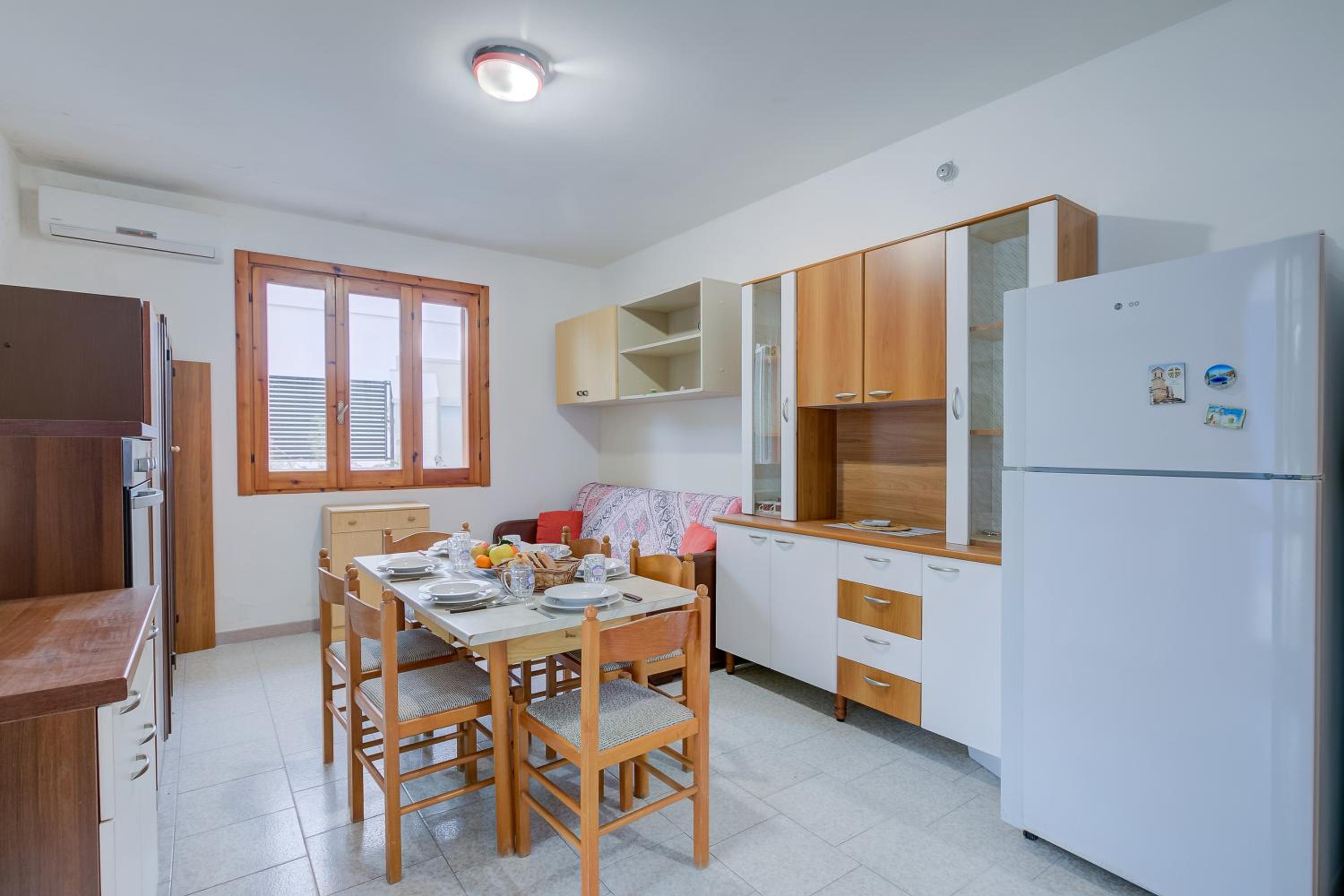 Villetta Azzurra near the sea - Happy Rentals view 5