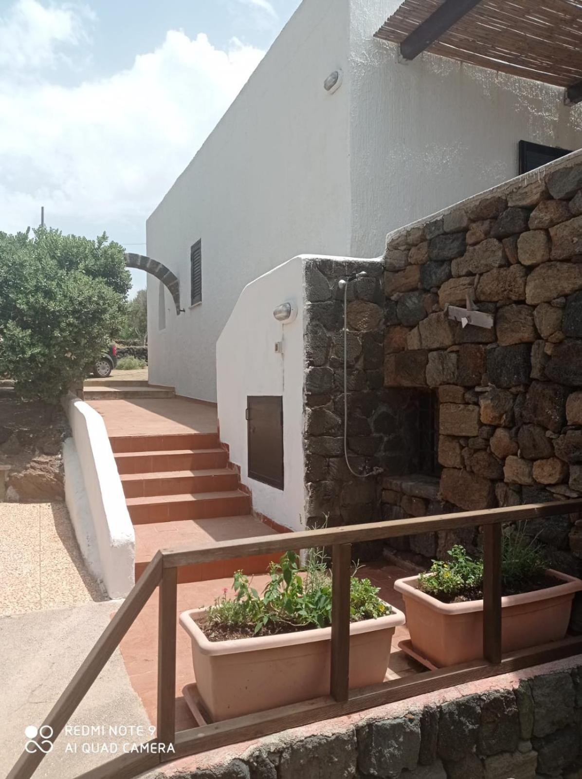 Dammuso vista mare Pantelleria