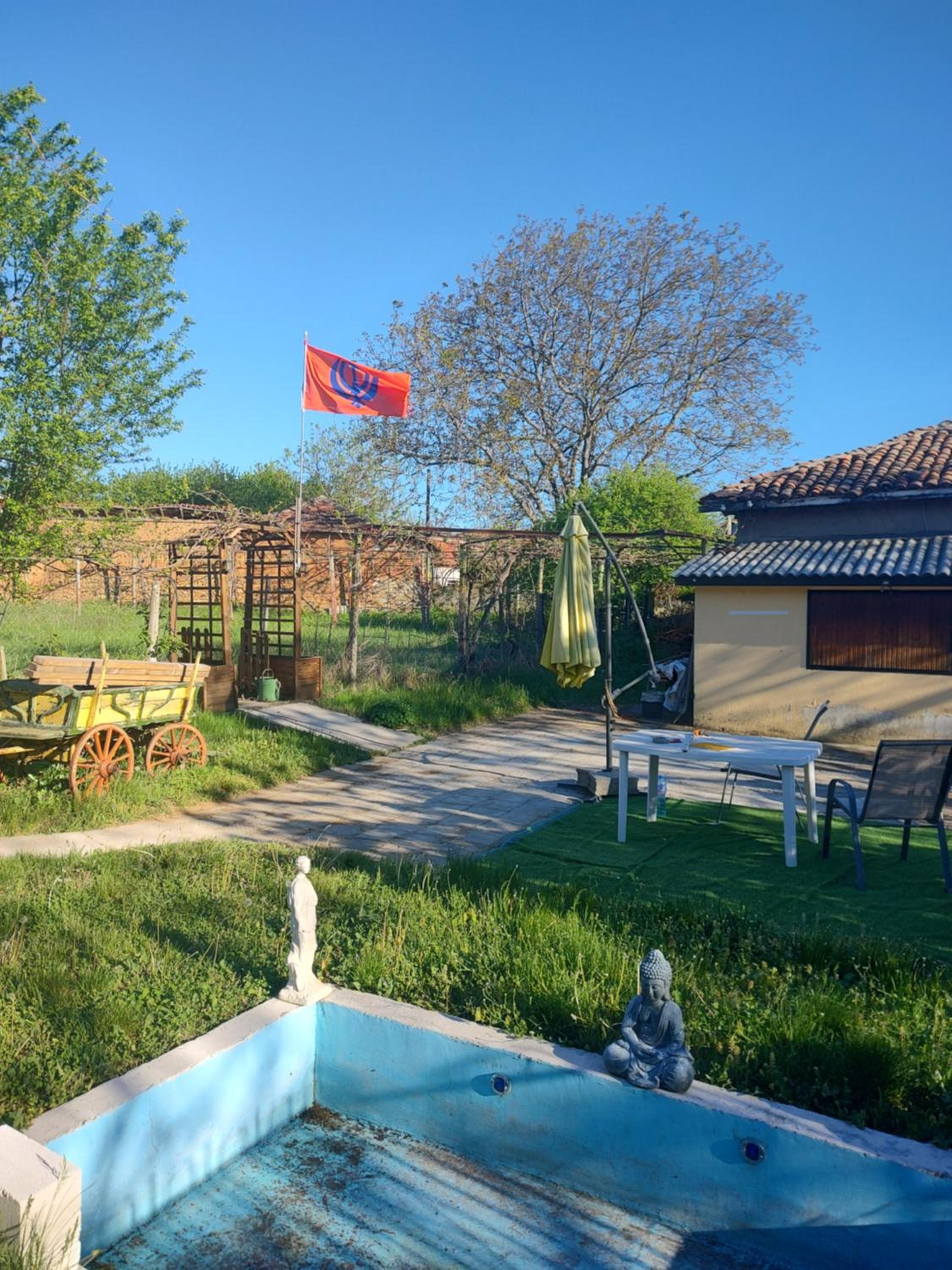 2 Bed Villa - Sleeps 7 - Private Garden - Parking