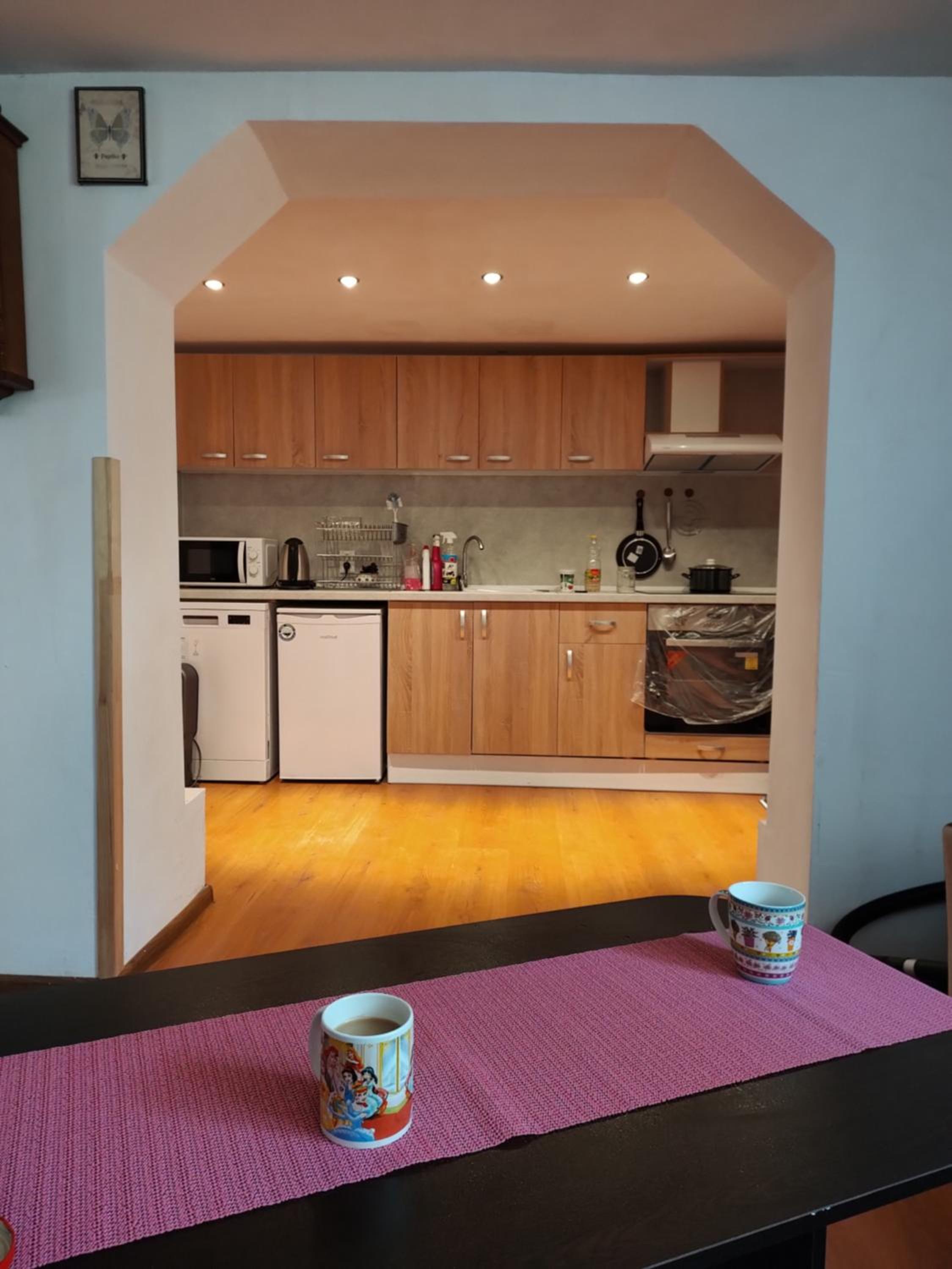 2 Bed Villa - Sleeps 7 - Private Garden - Parking