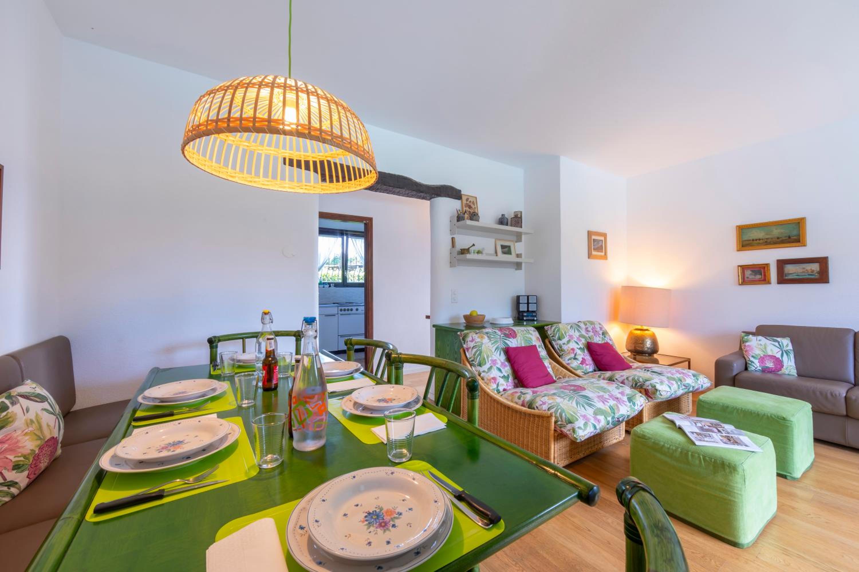 Charming Pool Villa - Happy Rentals