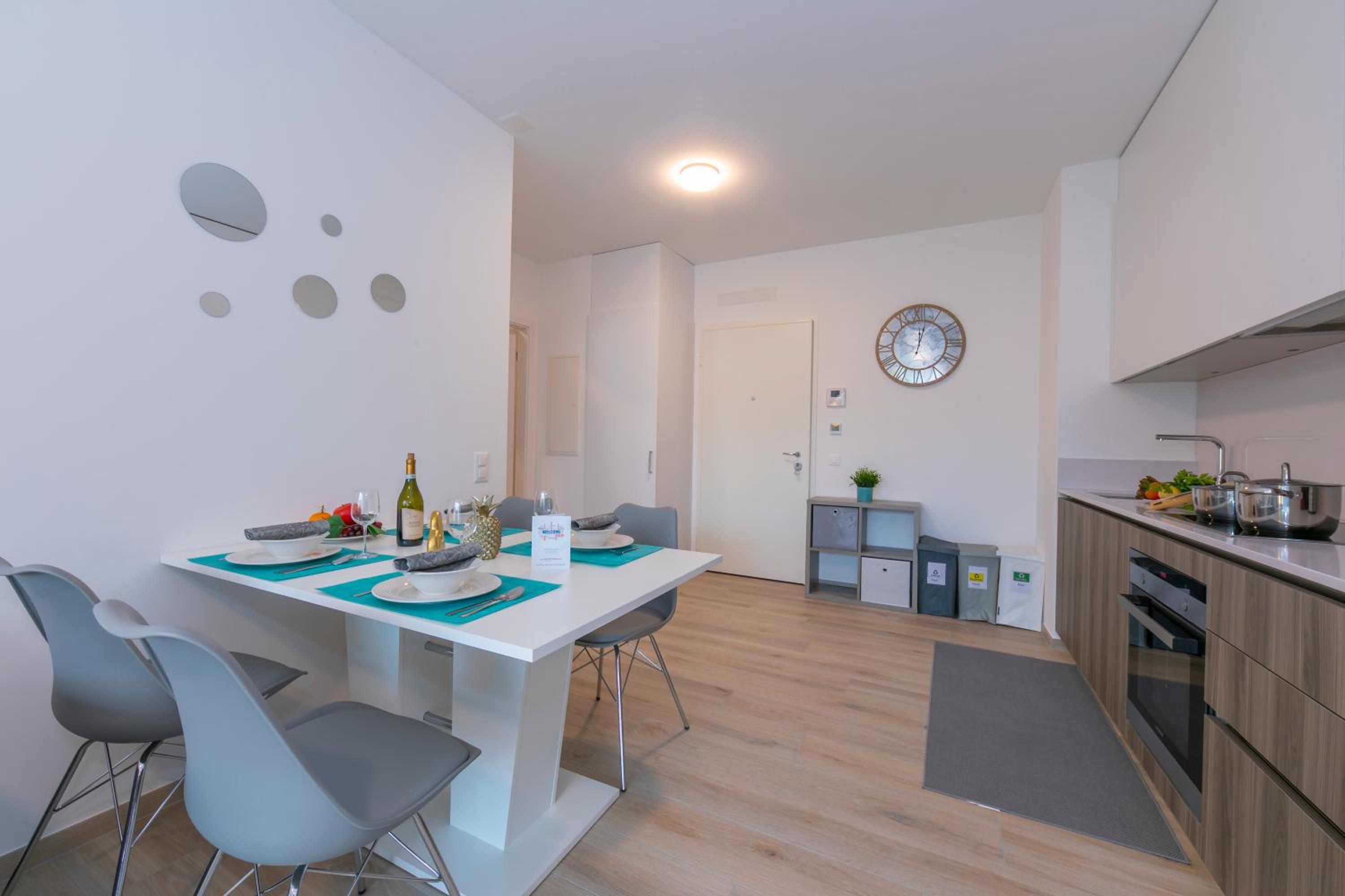 Beautiful Home - Happy Rentals
