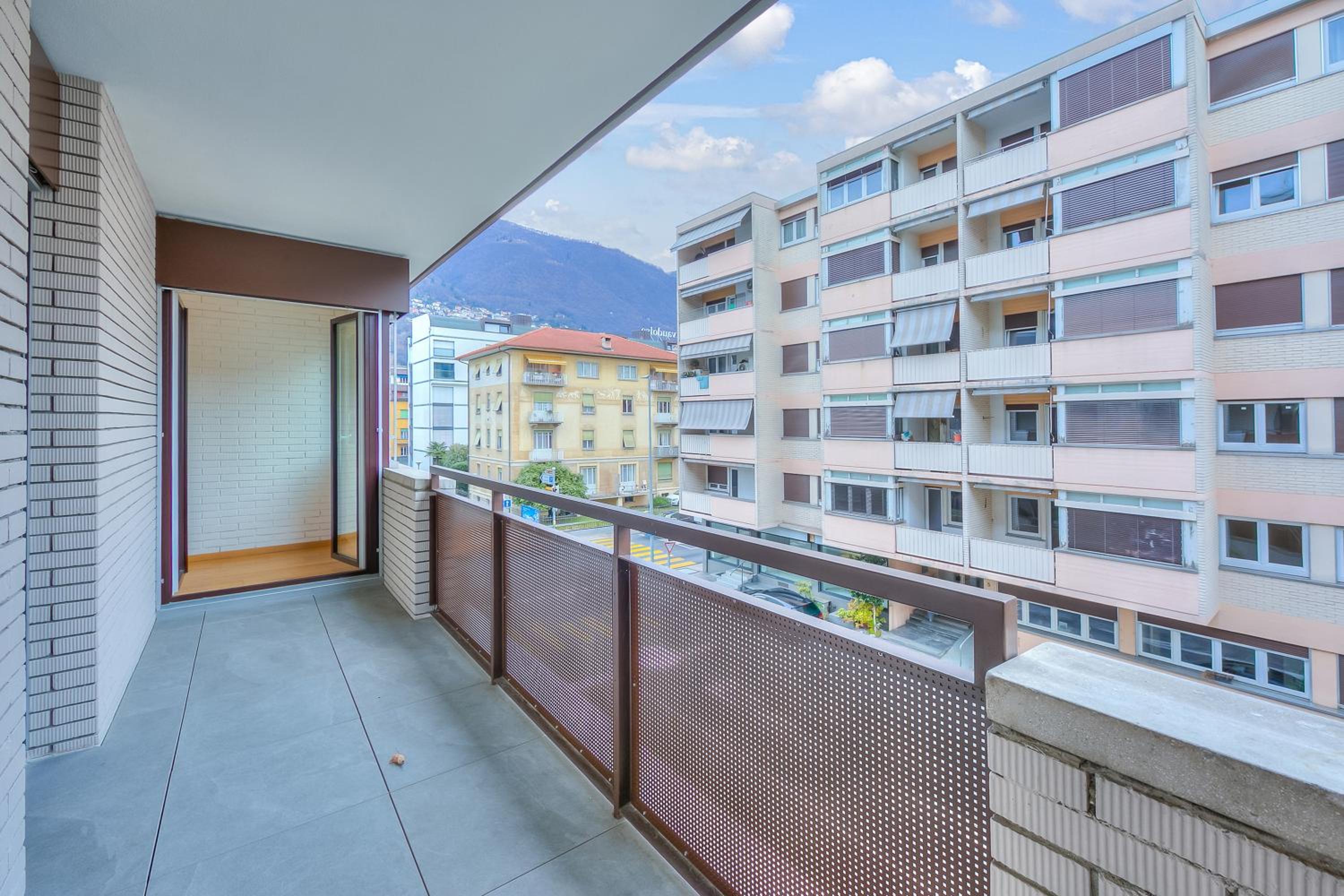Locarno Place