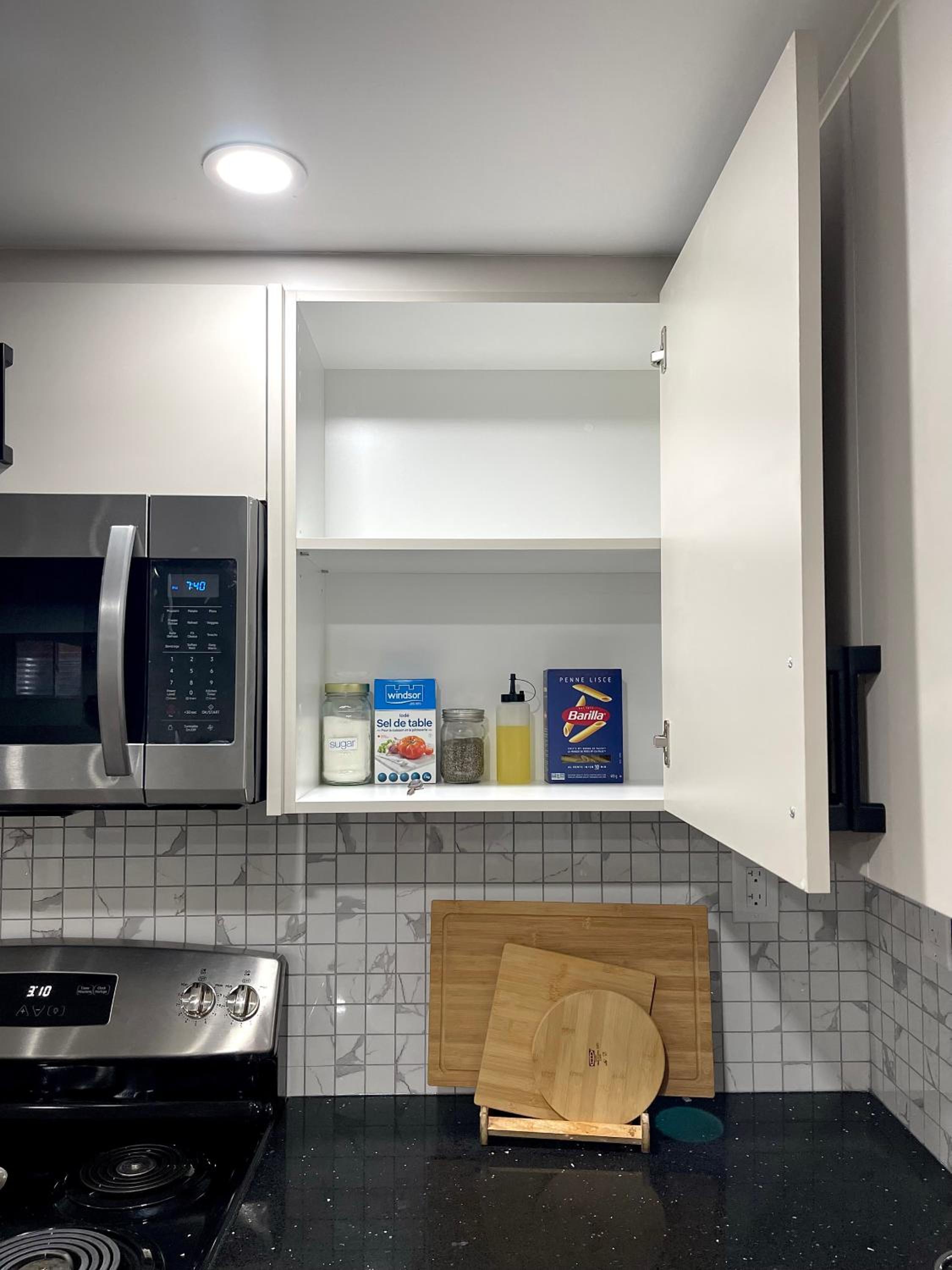 Two Bedroom Basement Ensuite 15 mins from The Niagara Falls