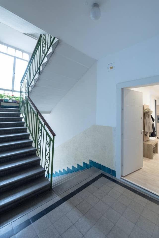 Very central modern and cozy AC apartment view 5