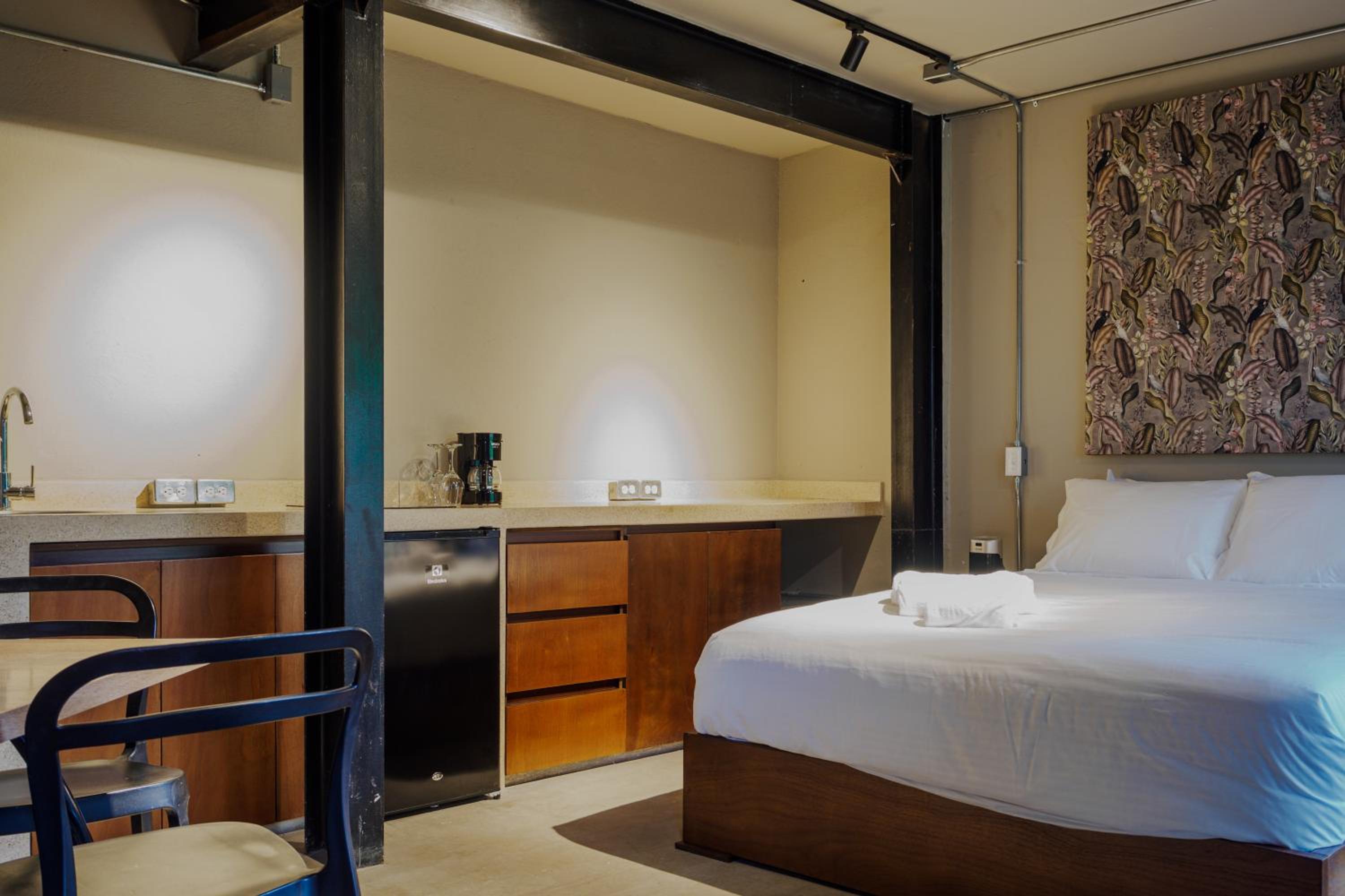 Suite Street Manila