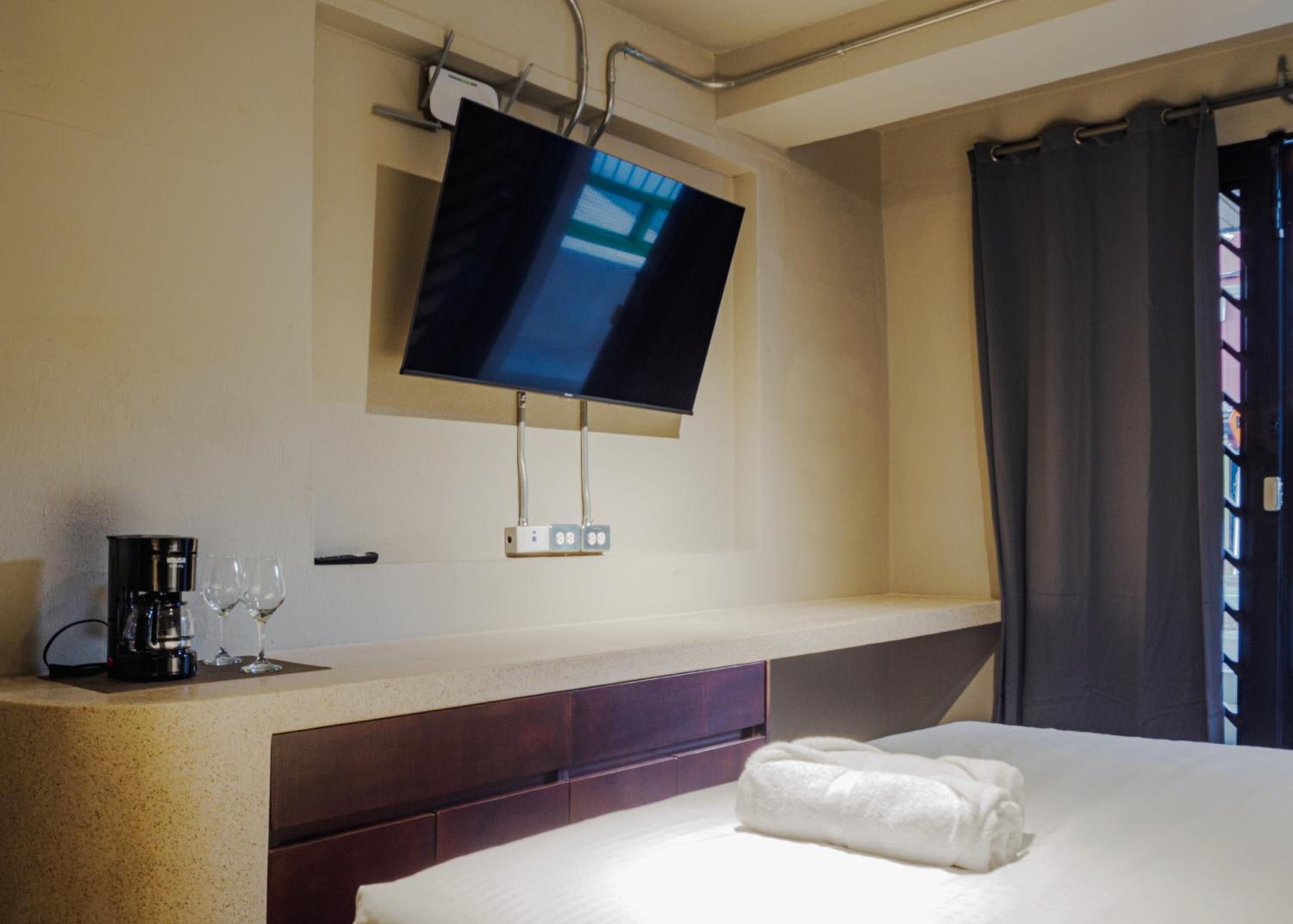 Suite Street Manila