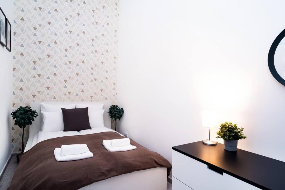Central and New design apartment view 3