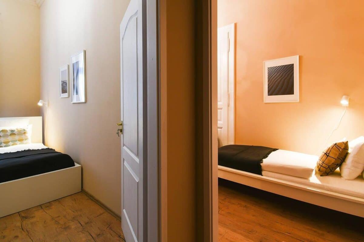 Very central very spacious new home view 3