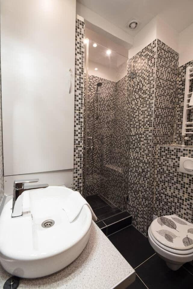 Photo 48