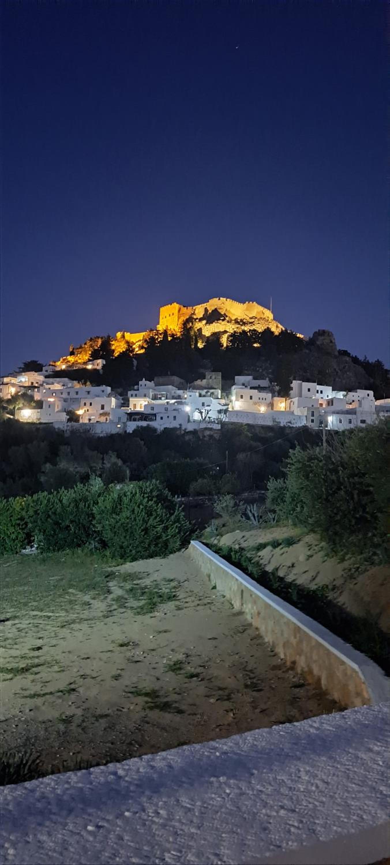 The Retreat in the heart of Old Town Rhodes