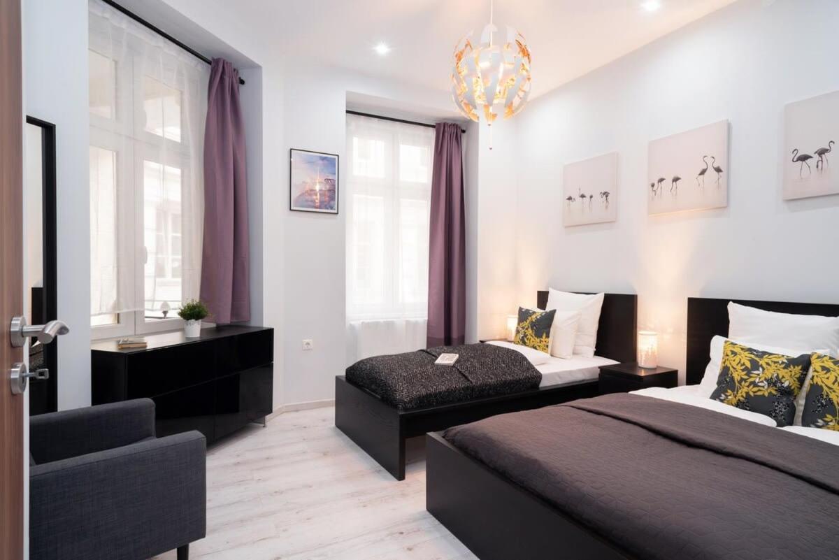 New spacious apartment at superb location view 3