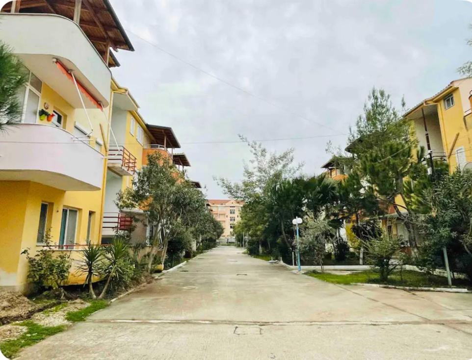 Seaside Apartments Golem