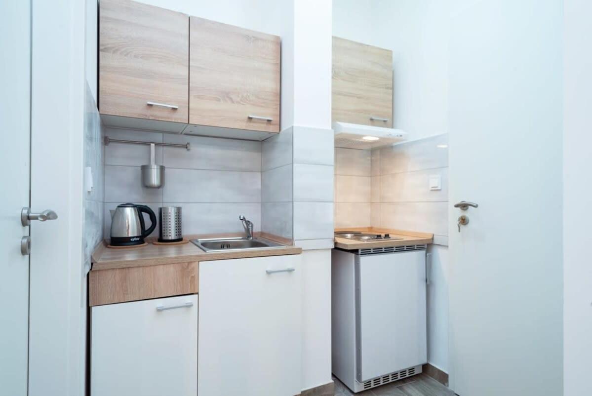 Modern stylish studio at central location