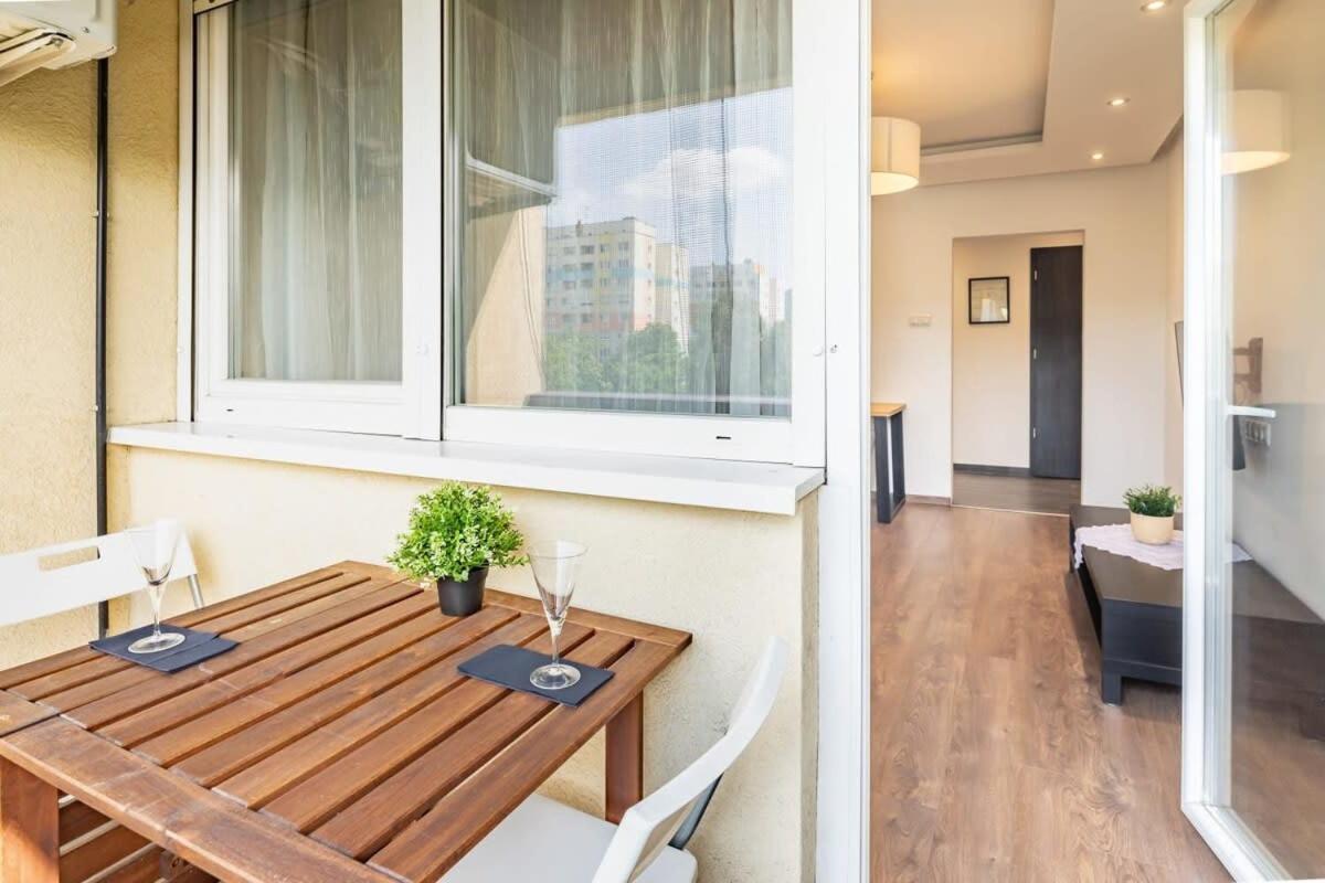 Cozy quiet apartment with a balcony view 5