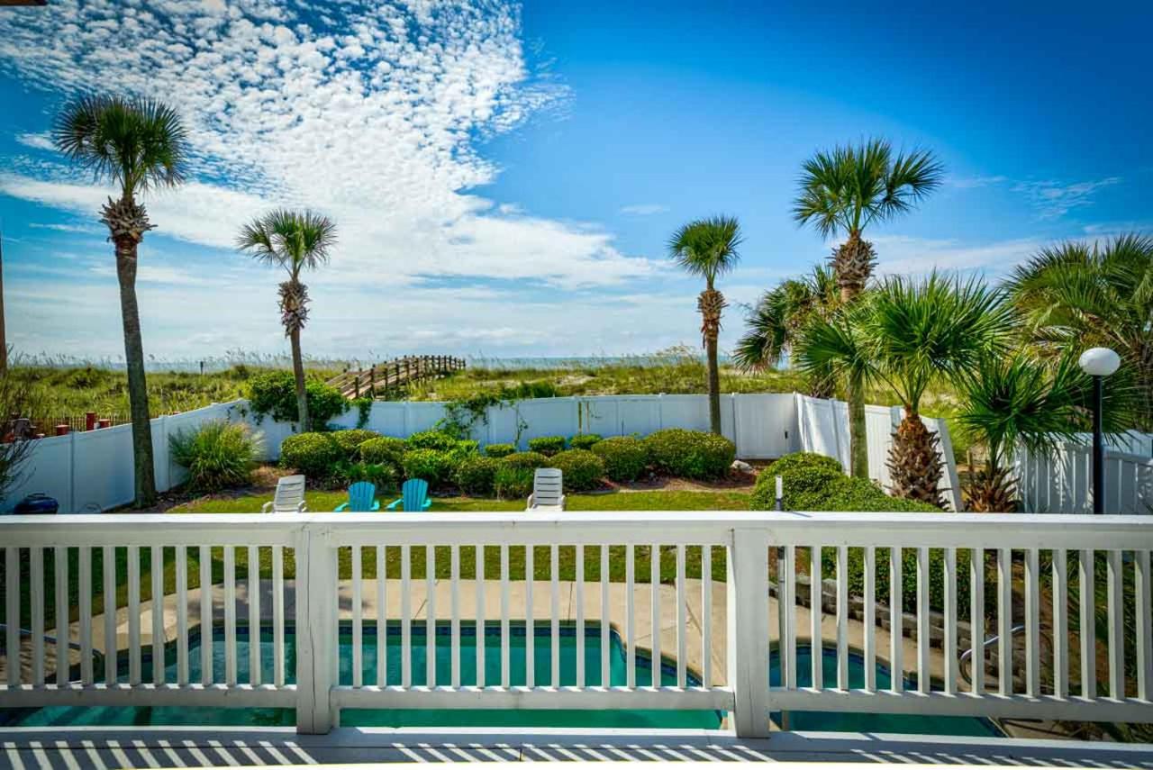 Oceanfront pet friendly home with pool and hot tub sleeps twenty