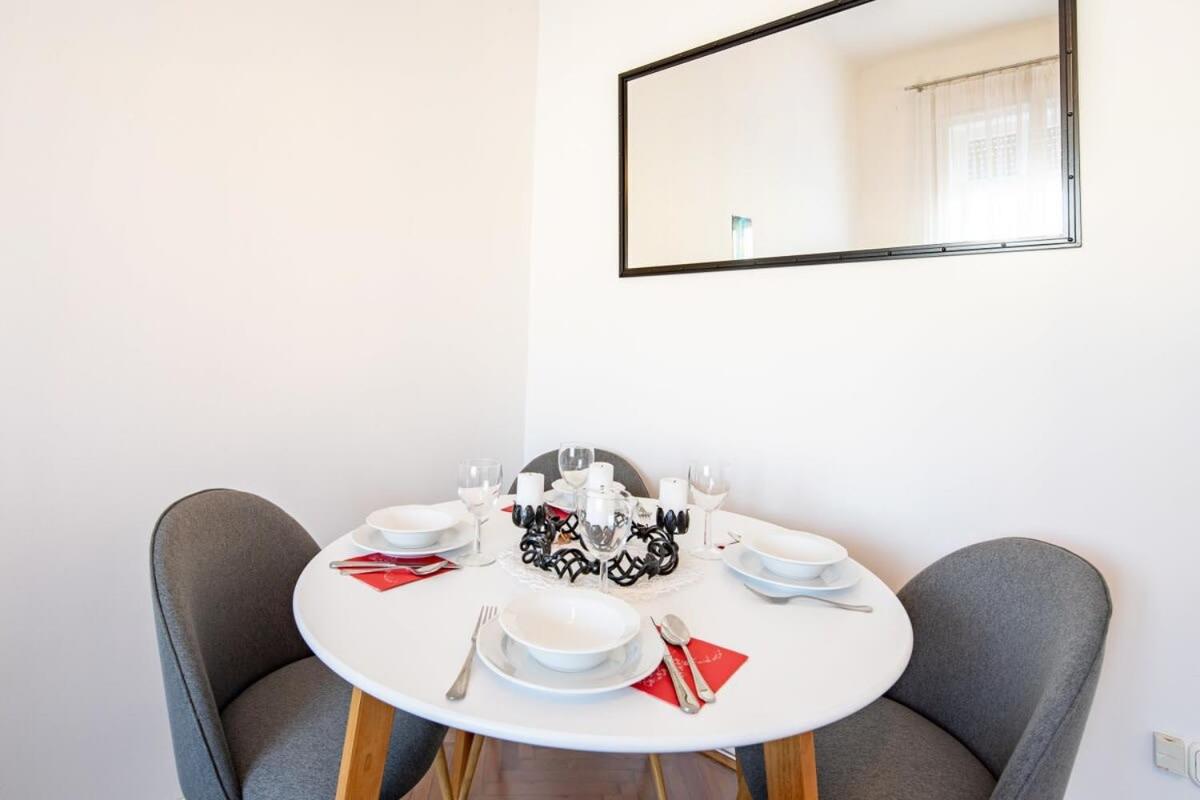 Historic Grace, Classical Apartment at Corvin view 3