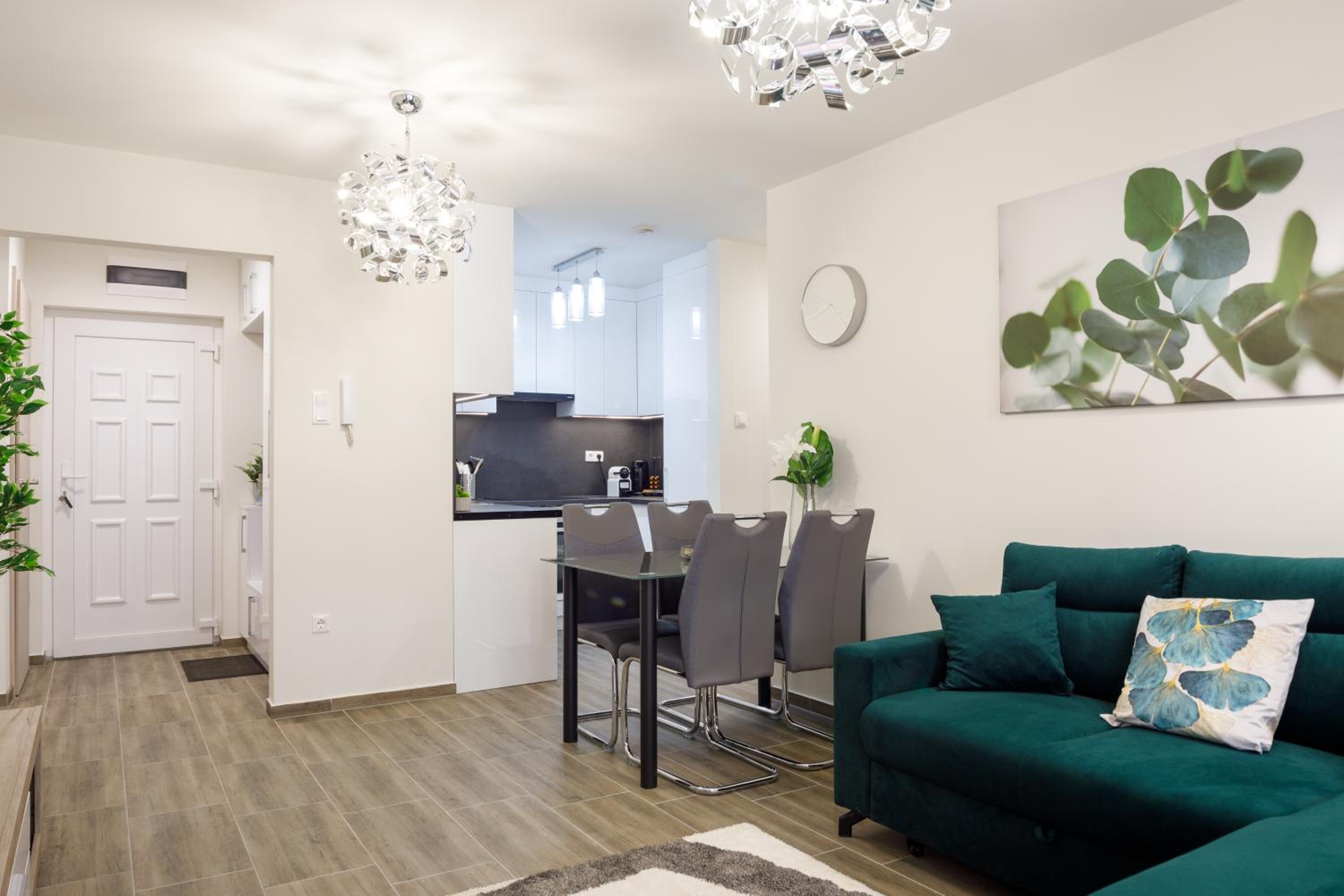 Sixties Elite Suite view 5