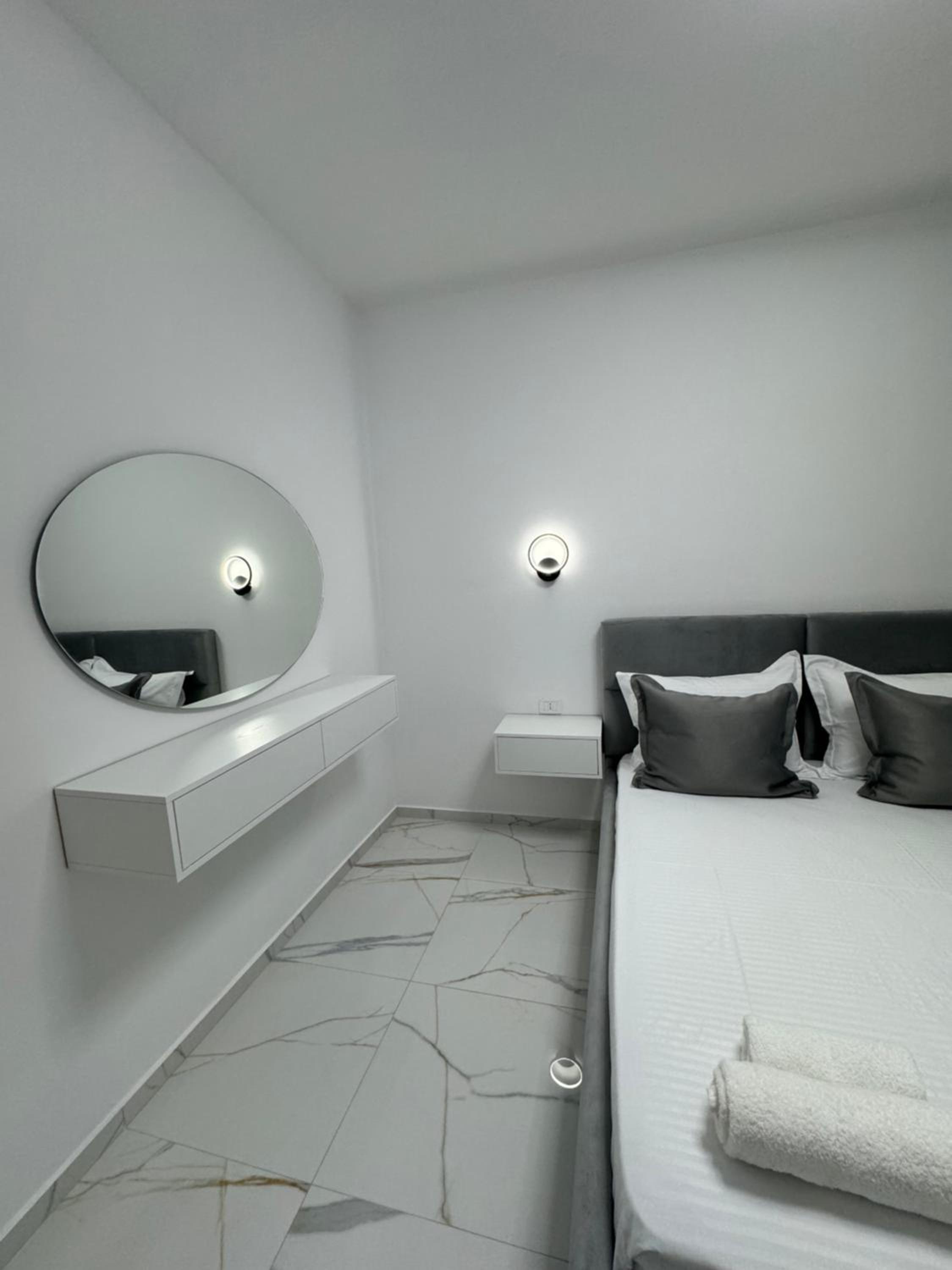 Golden SeaView Two Bedroom Apartment