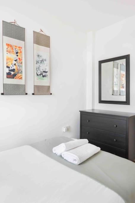 Spacious 2 Bedroom Apartment In Central Near tube