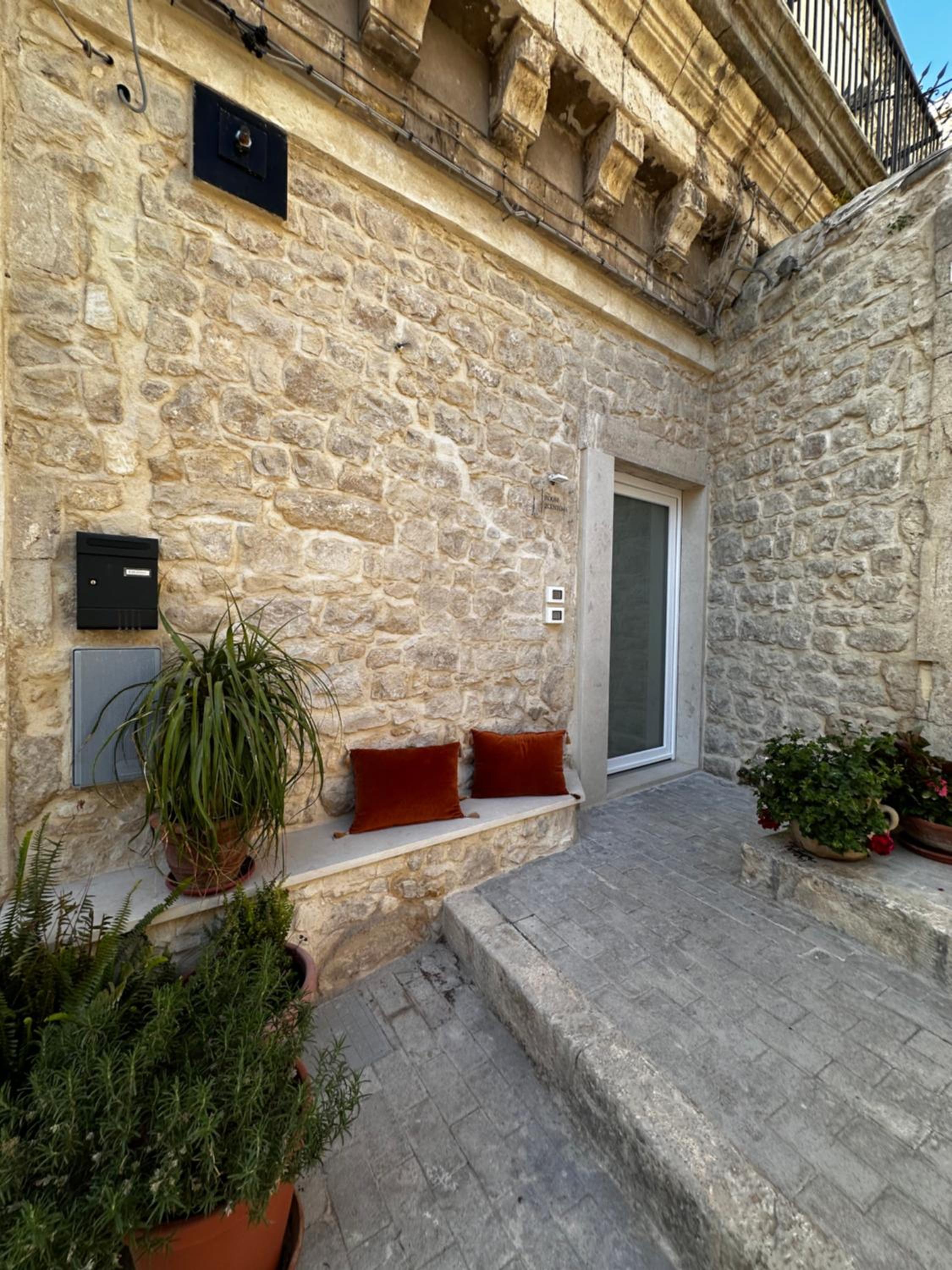 Modica Vacations - Room2cento46 - Property Image 14